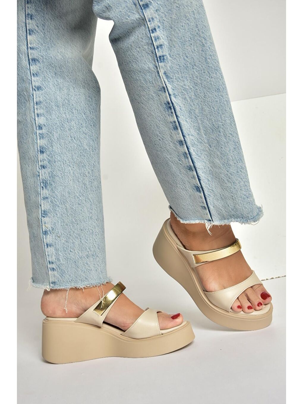 Bej Kadın Terlik Y973518509-3