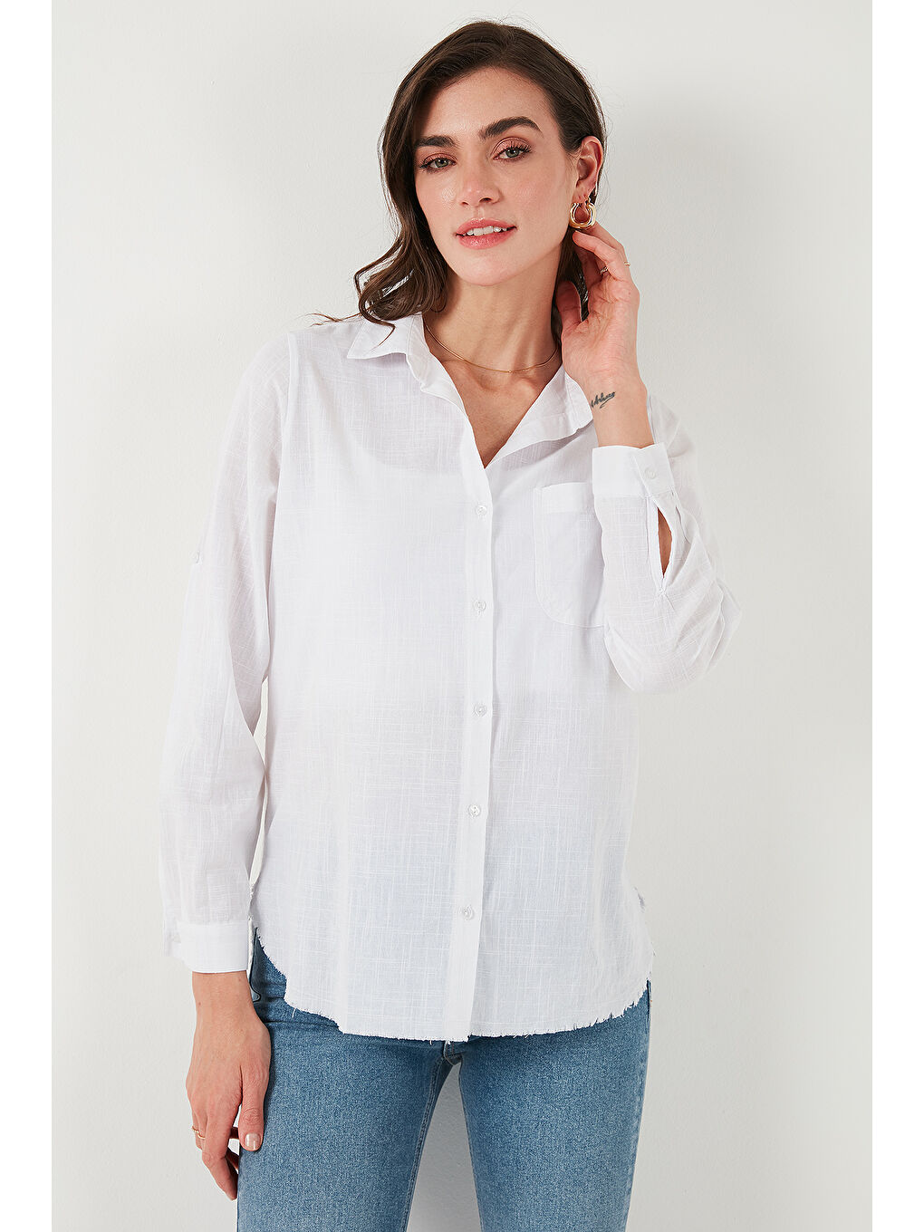 Beyaz Pamuklu Regular Fit Cepli Gömlek Cf25S16992-3