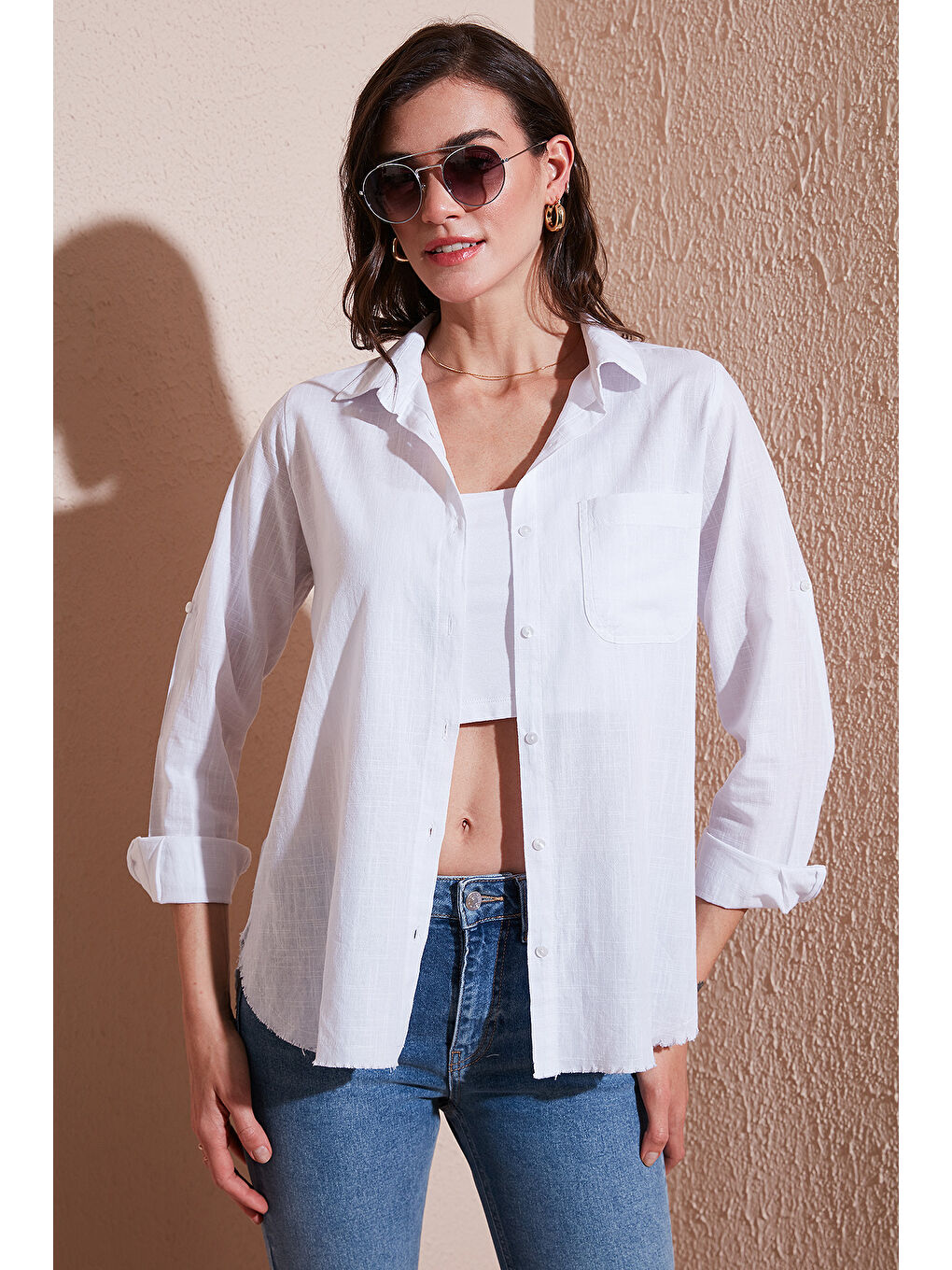 Beyaz Pamuklu Regular Fit Cepli Gömlek Cf25S16992-4