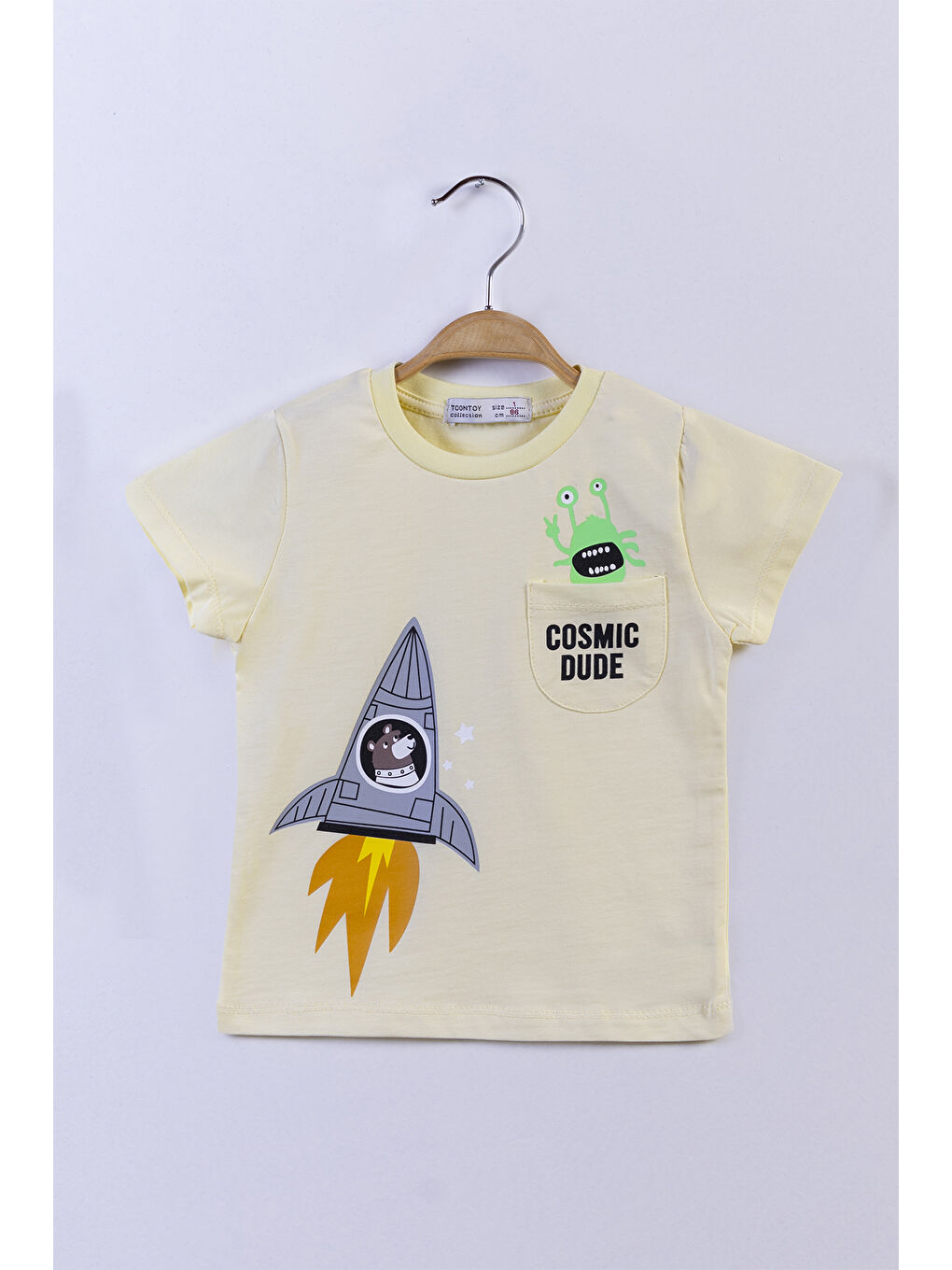 Sarı Erkek Çocuk Cep Detaylı Baskılı Tişört