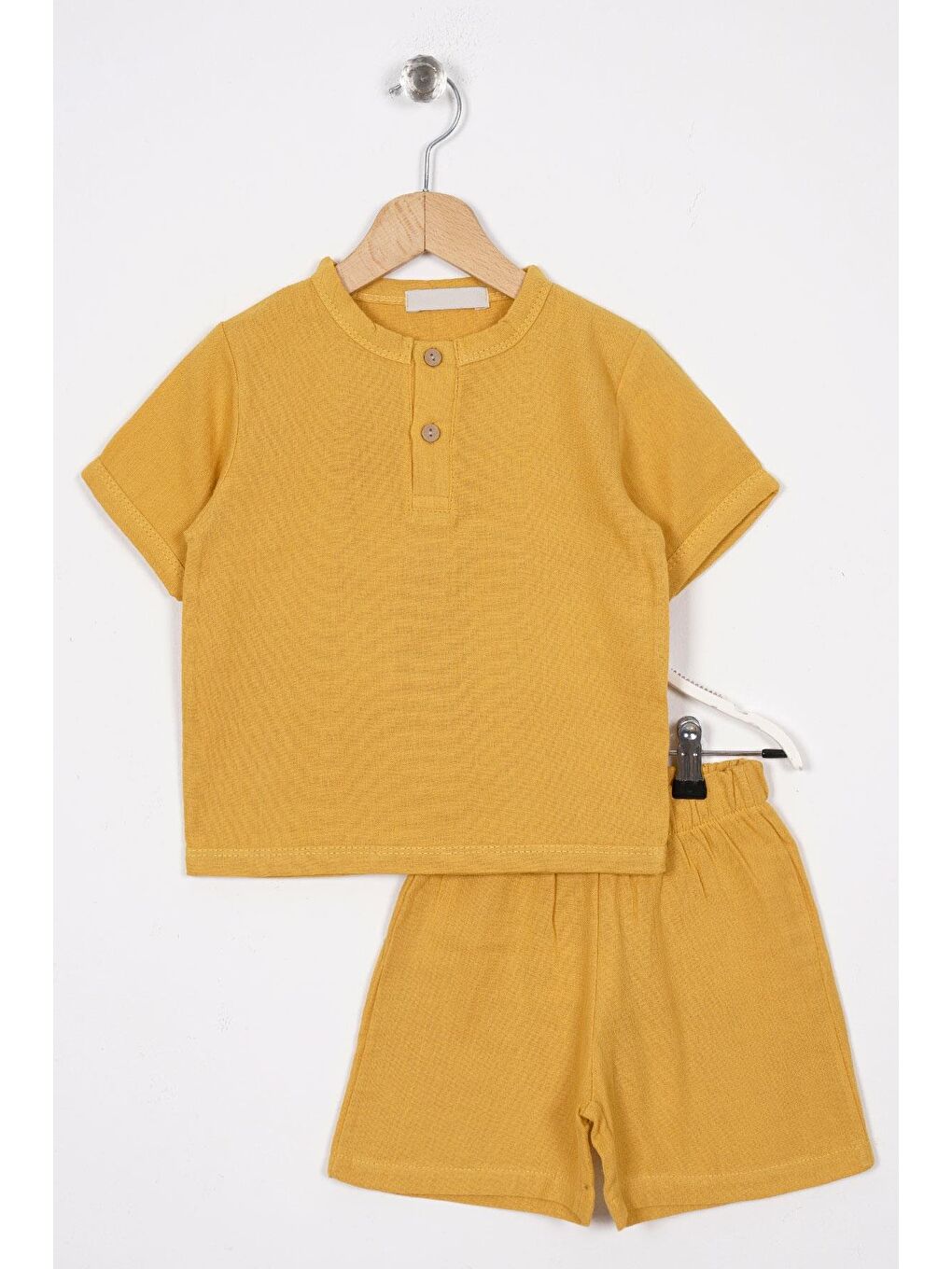 Sarı Bisiklet Yaka Düğme Detaylı Erkek Çocuk Şortlu Takım