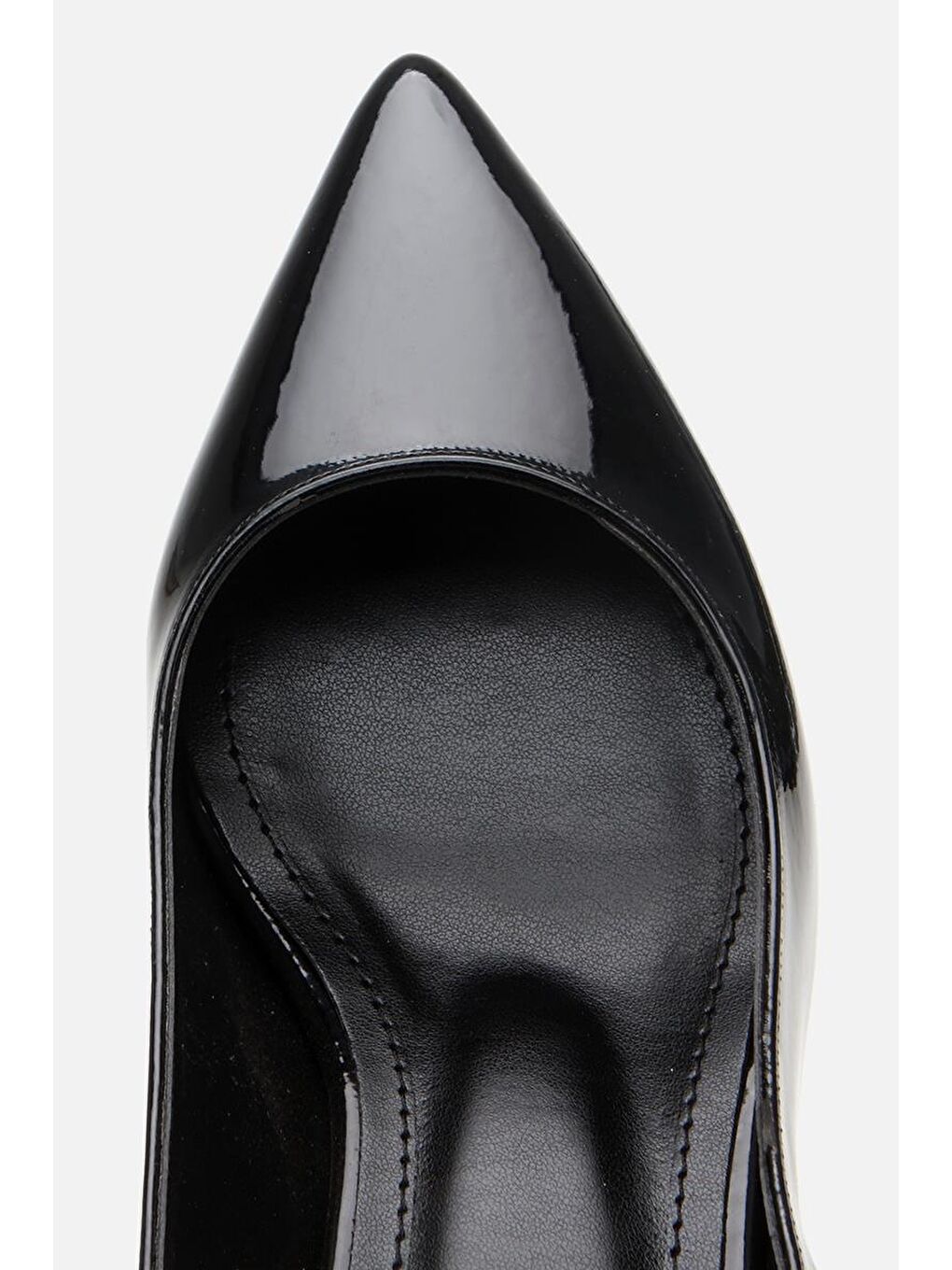 Kadın Rugan Siyah Arkası Açık Topuklu Ayakkabı-6