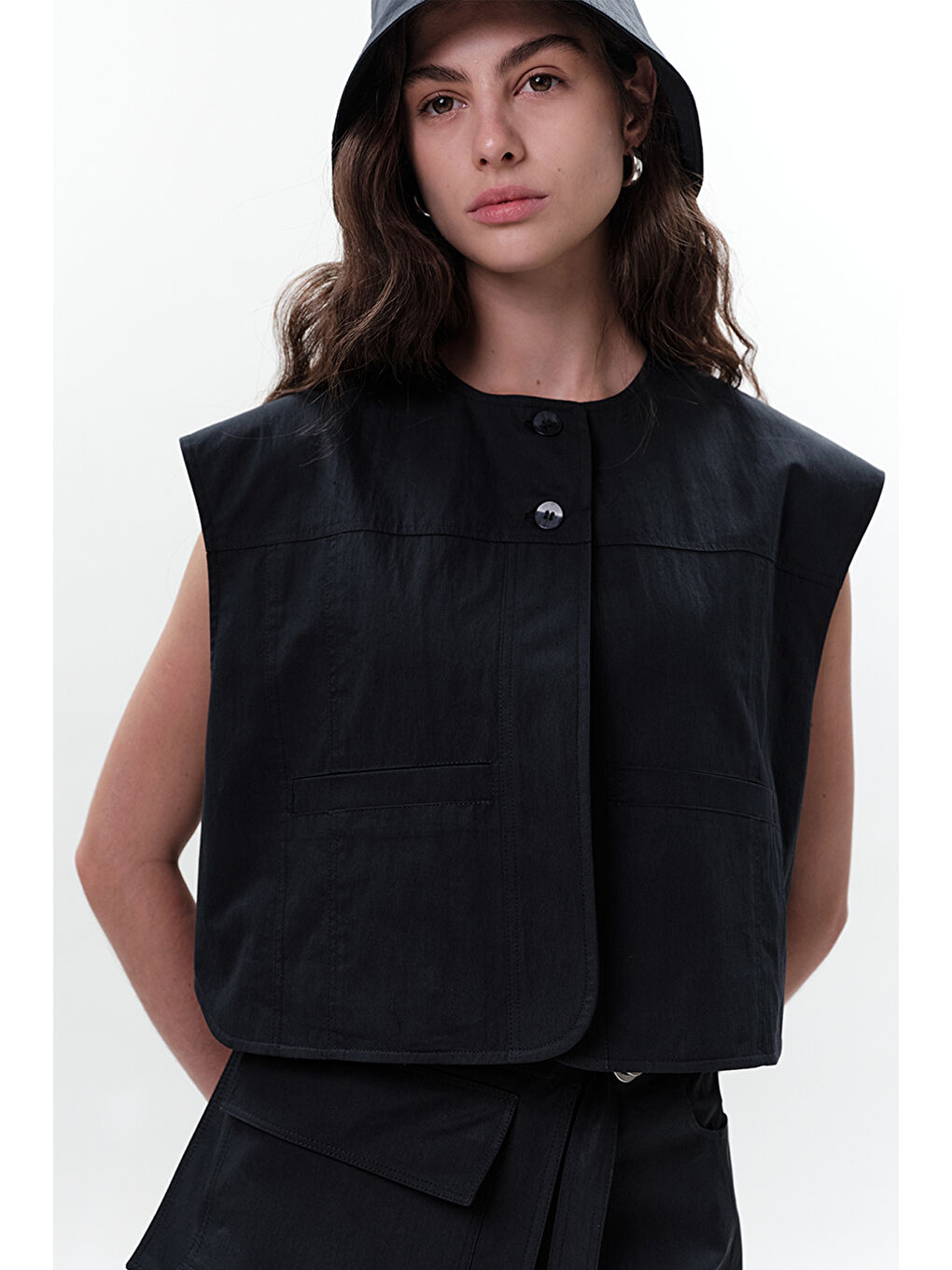 Cep Detaylı Kısa Yelek Lacivert-1