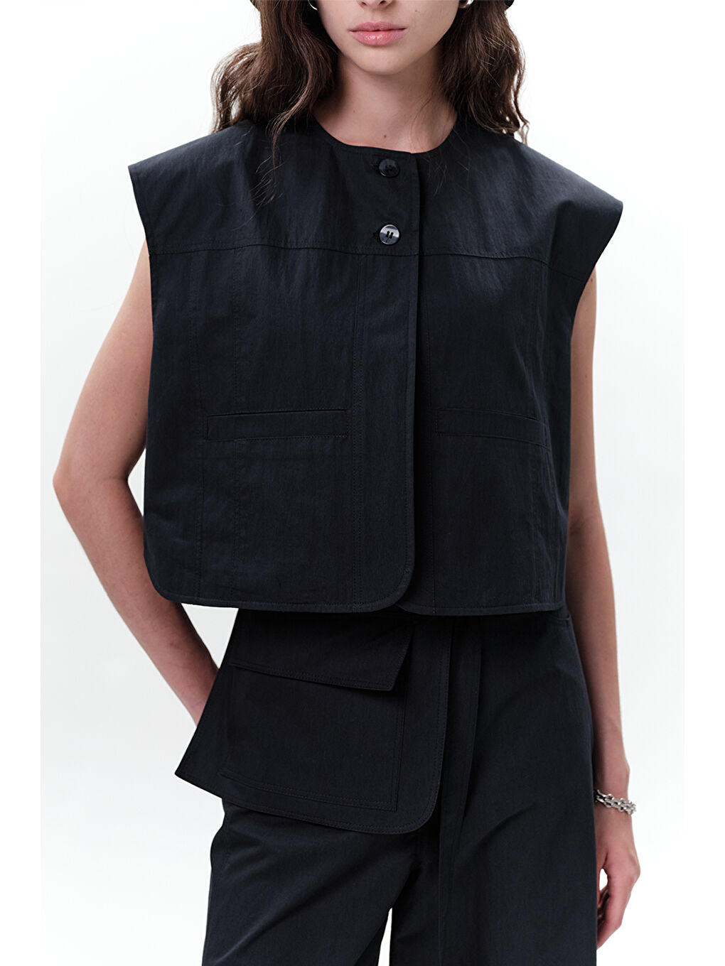 Cep Detaylı Kısa Yelek Lacivert-2