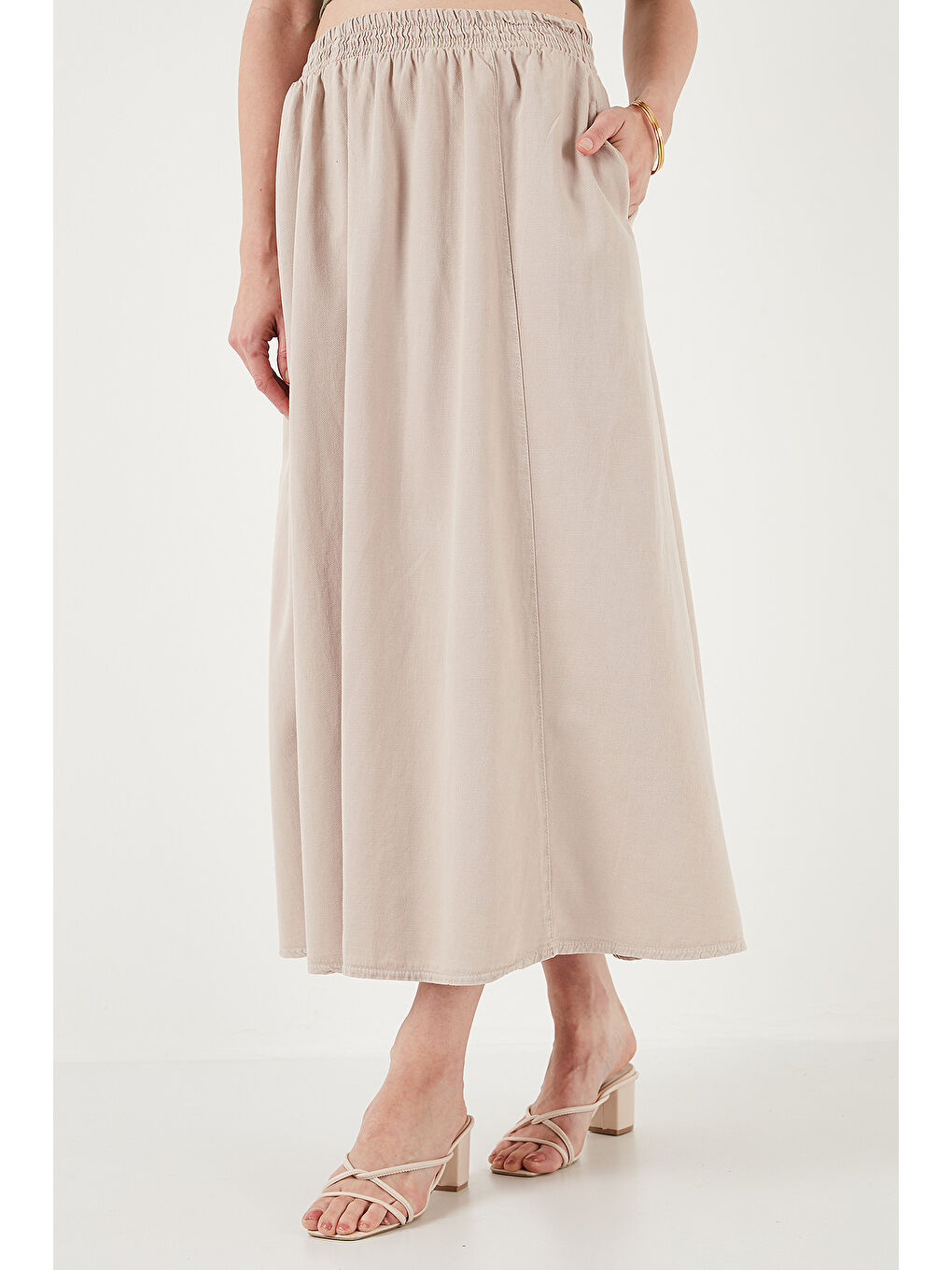 Bej Modest Pamuk Ve Keten Karışımlı Yüksek Bel Cepli Uzun Kiloş Tesettür Etek 668Yp4443-1