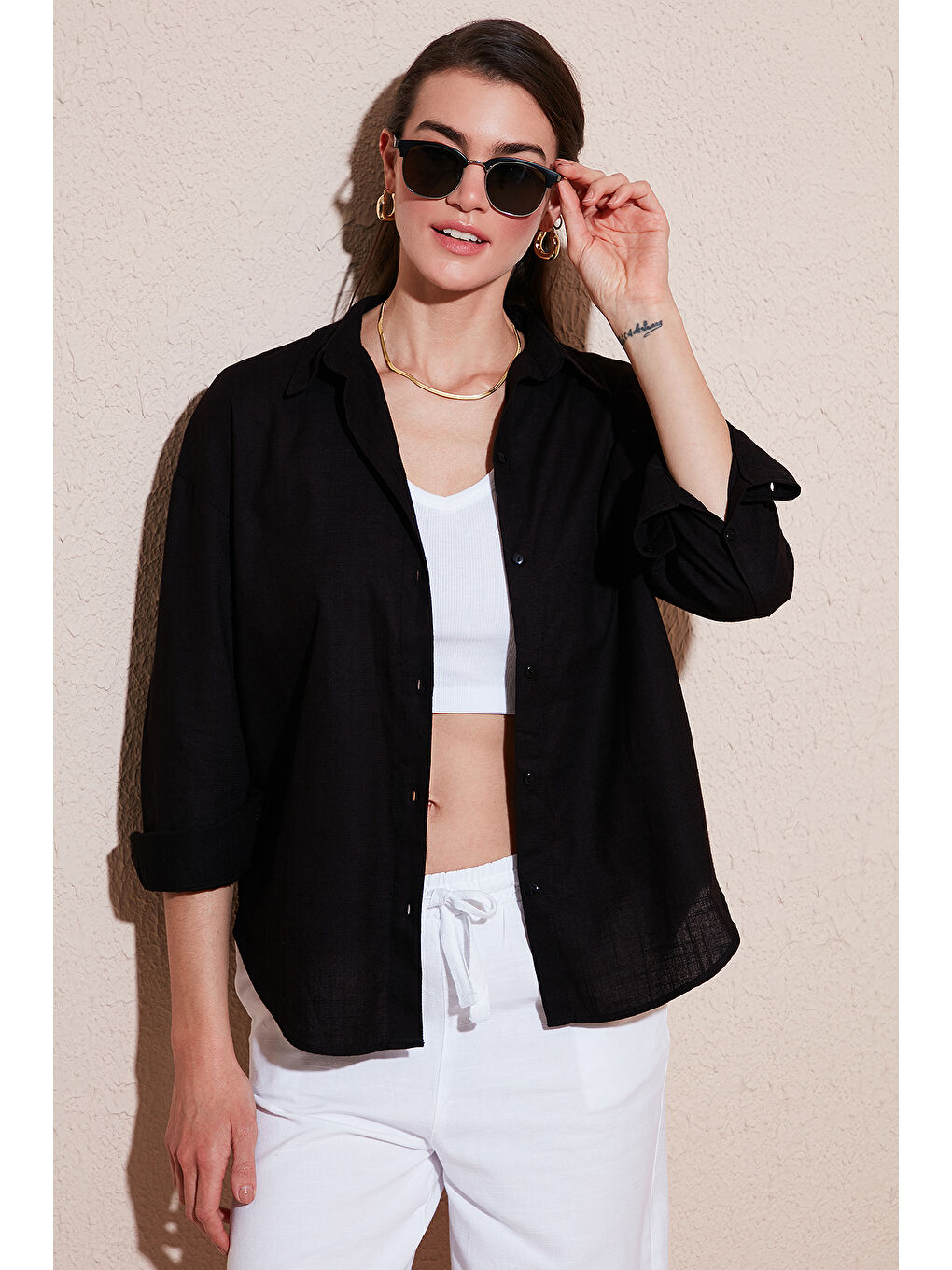 Siyah Pamuklu Regular Fit Uzun Kollu Düz Gömlek Cf25S168305-2