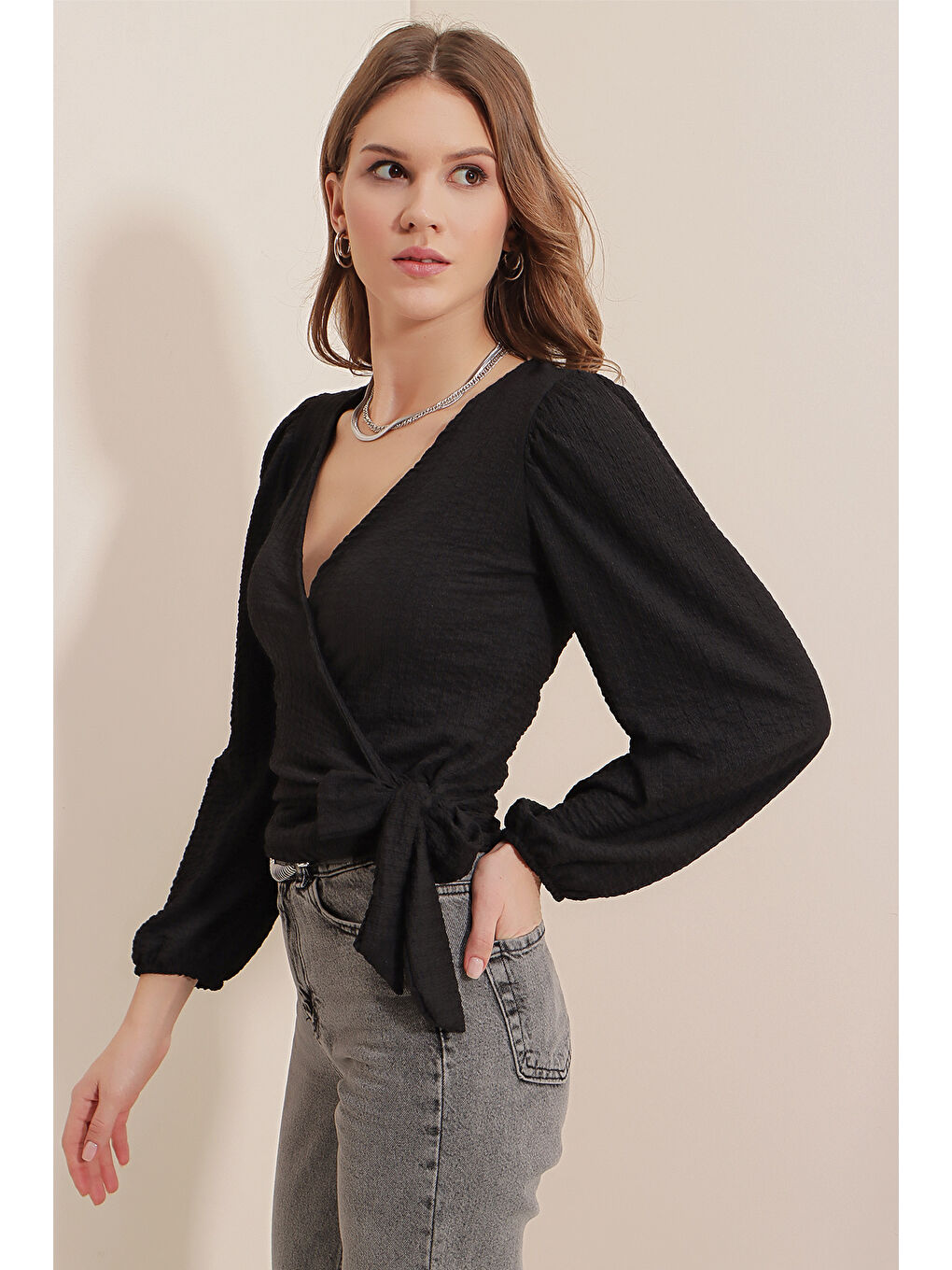 0441 Anvelop Örme Bluz - Siyah-4