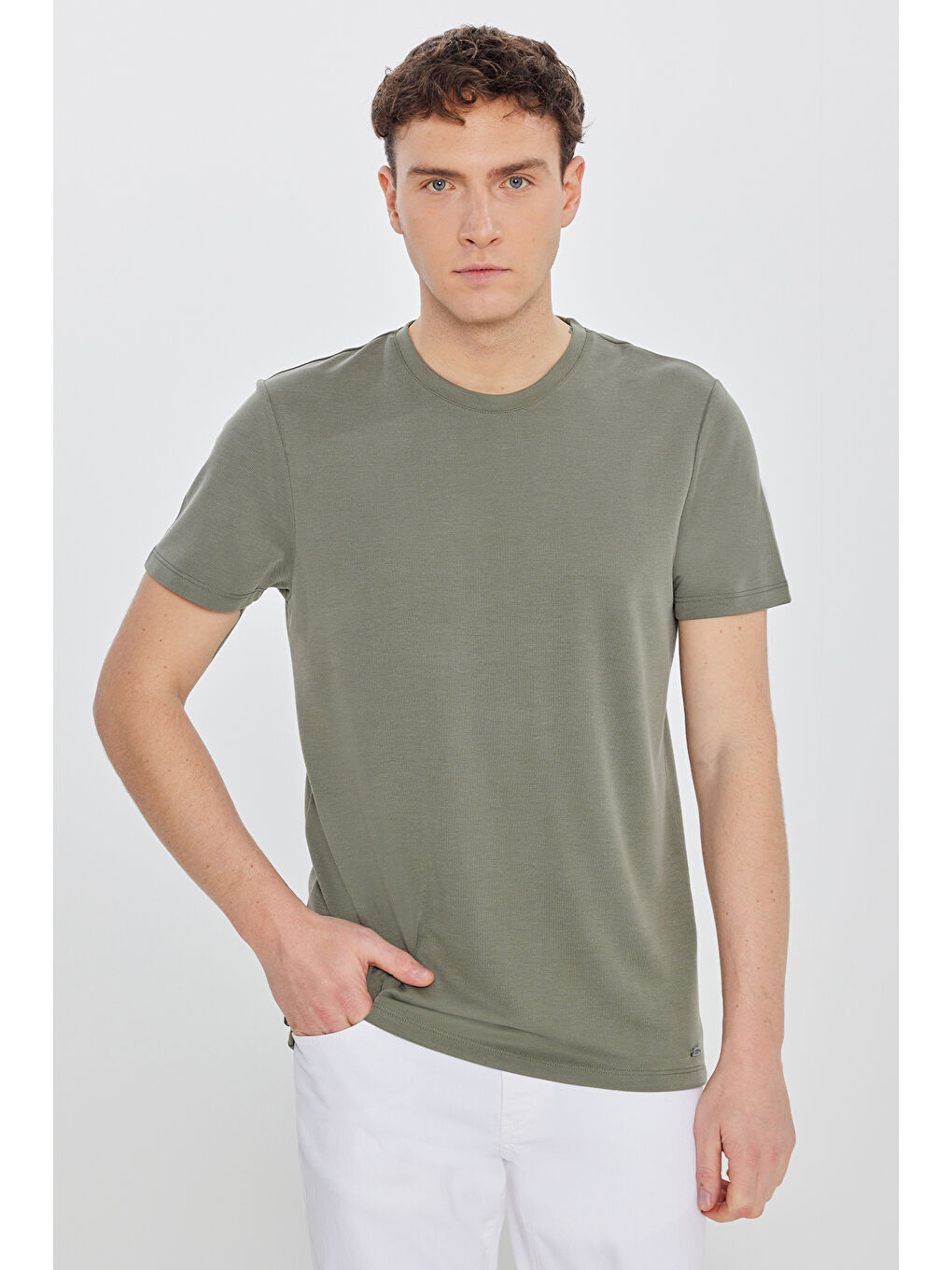 Erkek Haki Yumuşak Dokulu Slim Fit Dar Kesim Bisiklet Yaka Tişört