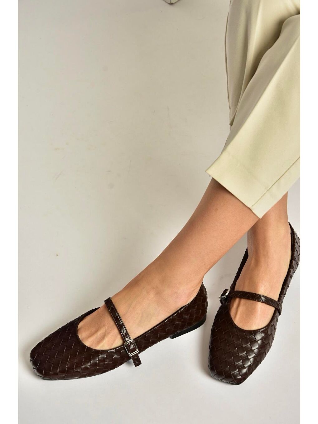 Kahverengi Kadın Babet Y726368209-3