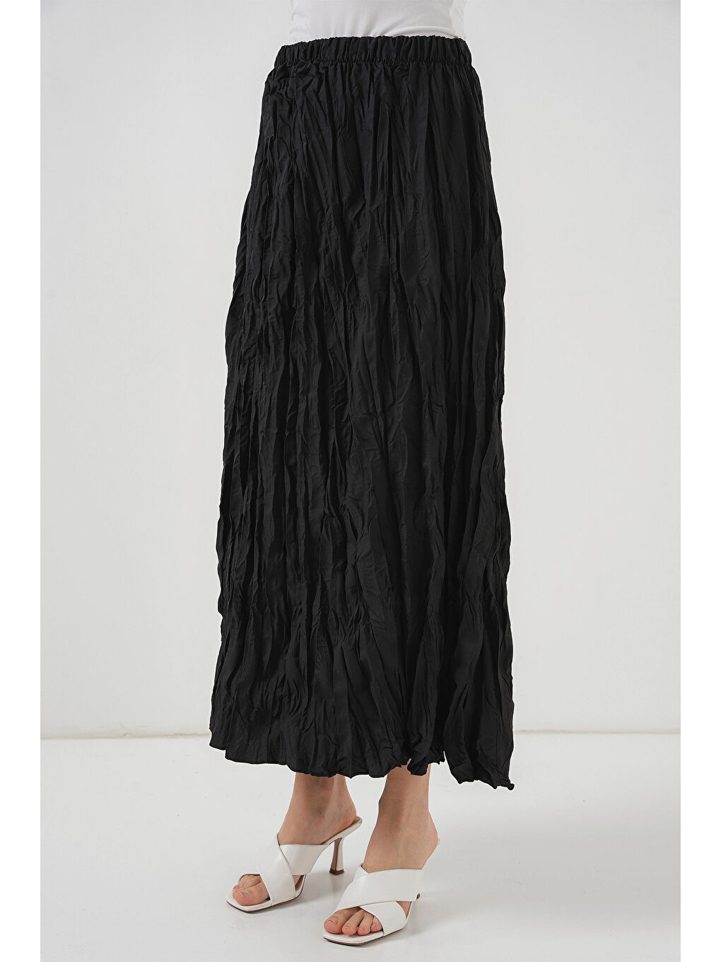 Kadın Uzun Kırışık Etek 8042 - Siyah-3