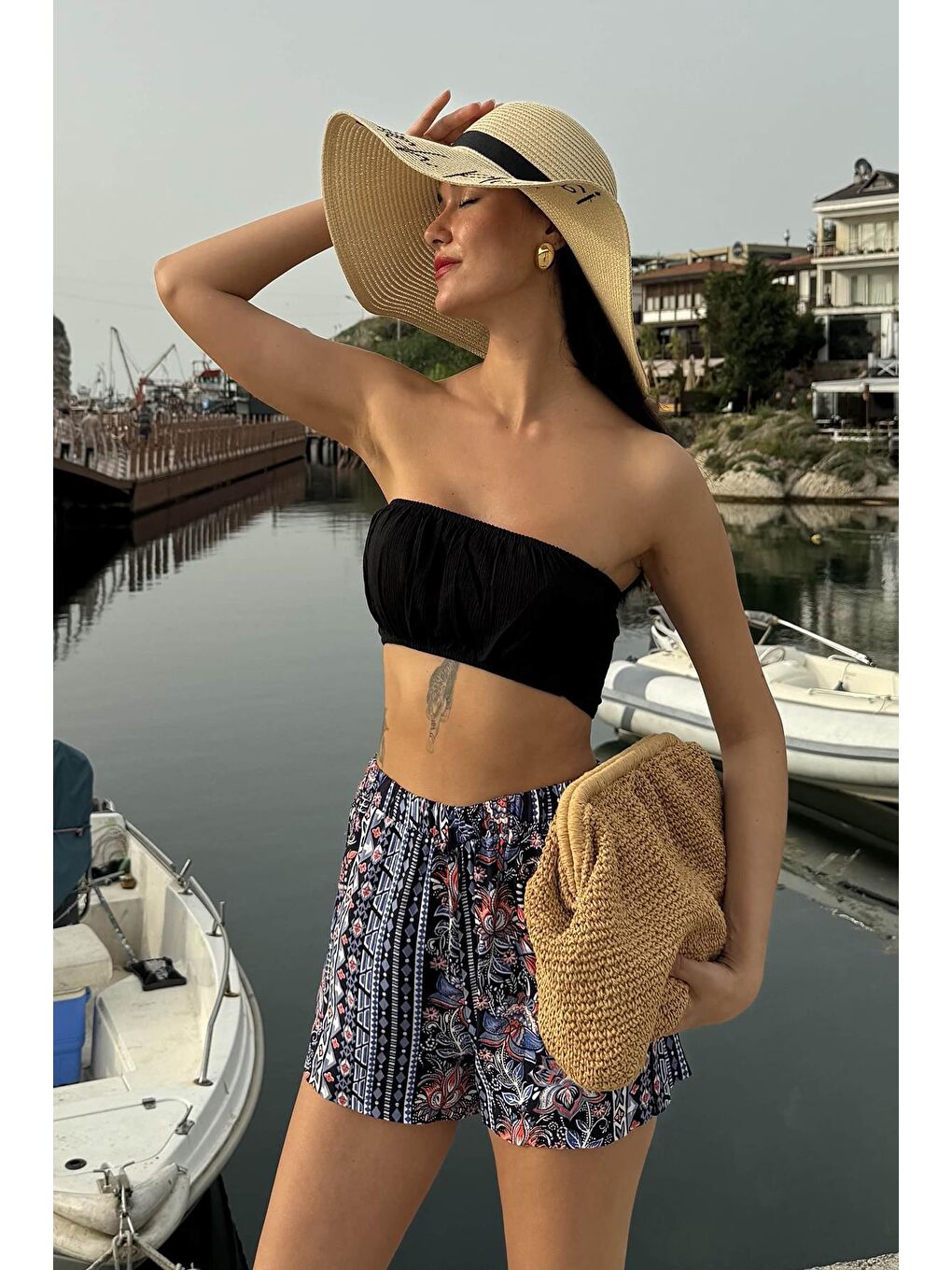 For You Beachwear Kırmızı-Mavi Desenli Bustiyer Şort Kırmızı-Mavi Takım