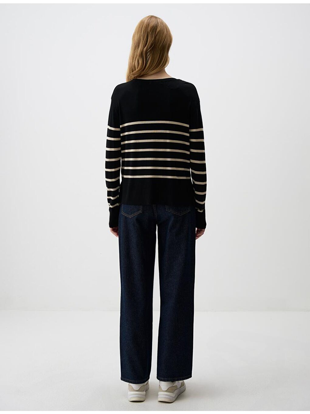 Siyah Kadın Kazak-5