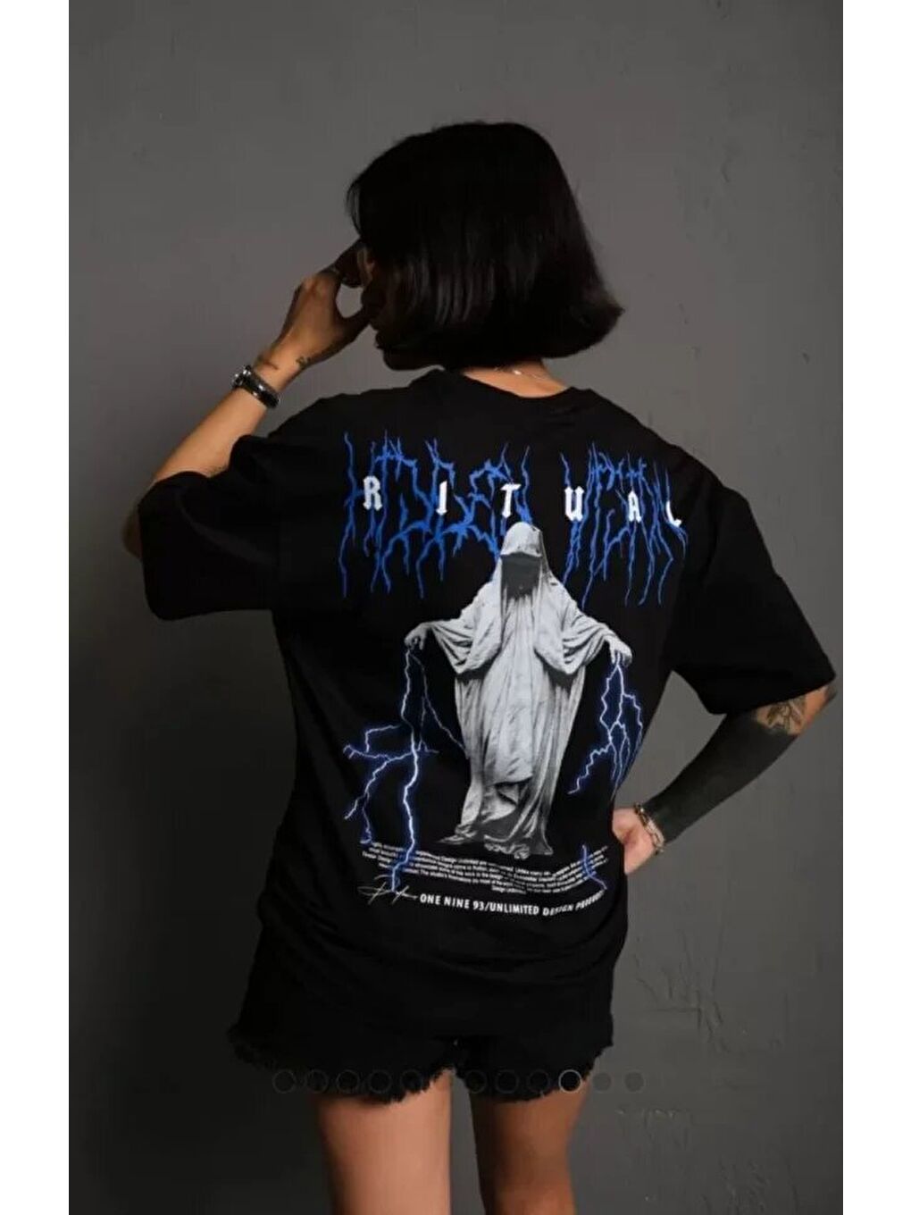 Unisex Bisiklet Yaka Baskılı Oversize T-Shirt - Siyah-1