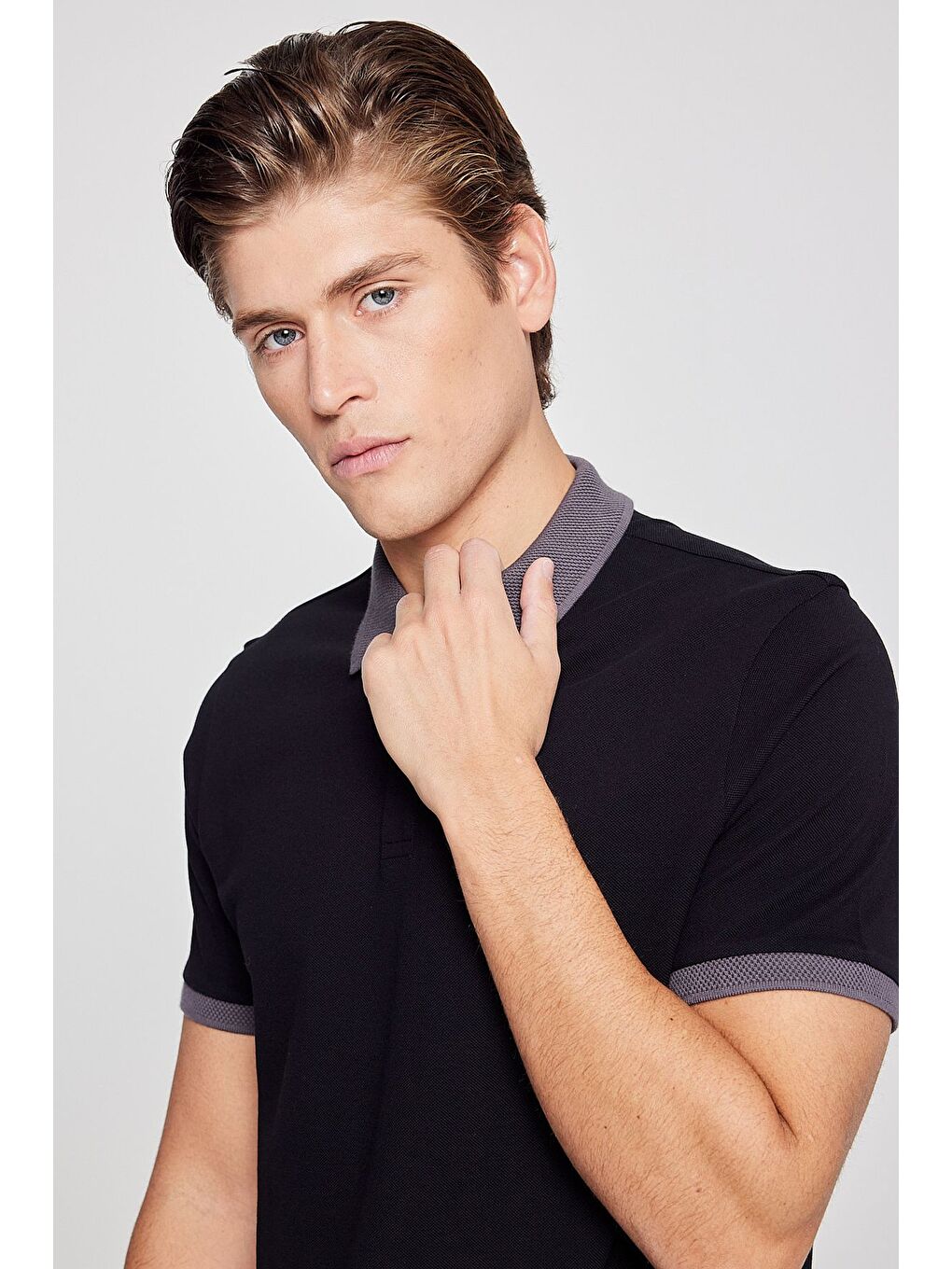Erkek Siyah-Antrasit %100 Pamuk Slim Fit Dar Kesim Polo Yaka Tişört-3