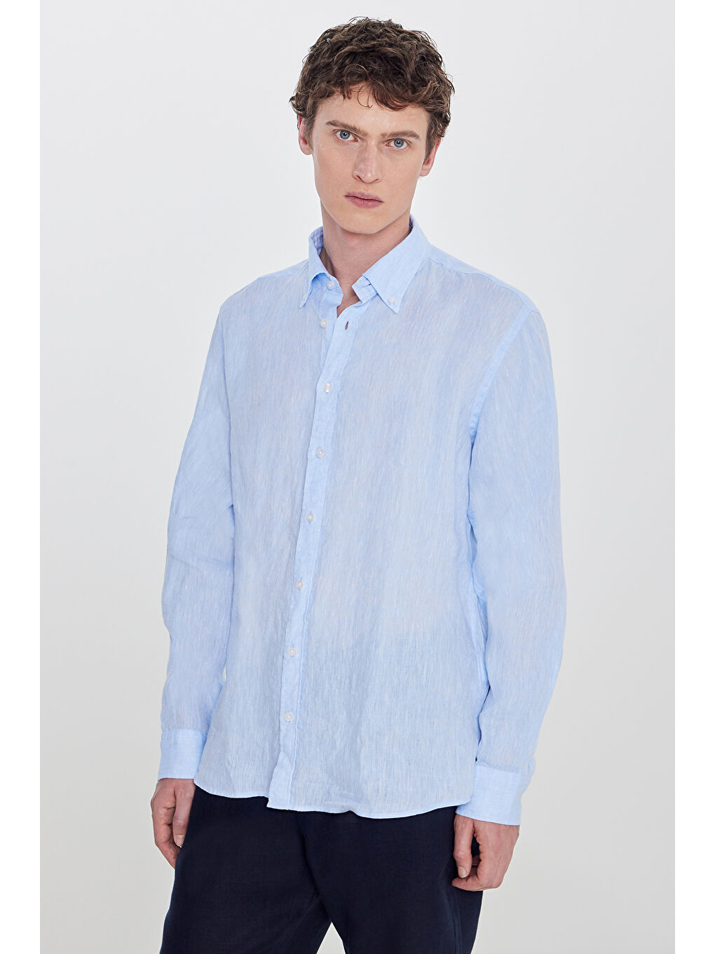 Erkek Mavi %100 Keten Comfort Fit Rahat Kesim Düğmeli Yaka Gömlek-2