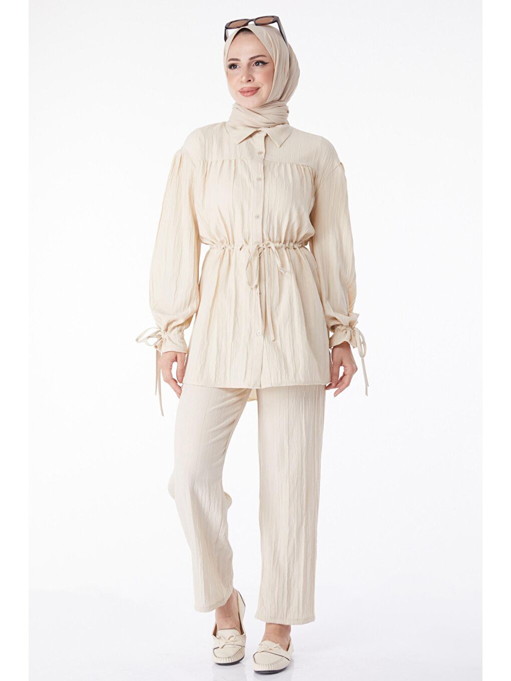 Gömlek Yaka Kadın Bej Beli Bağcıklı İkili Takım - 25125-2