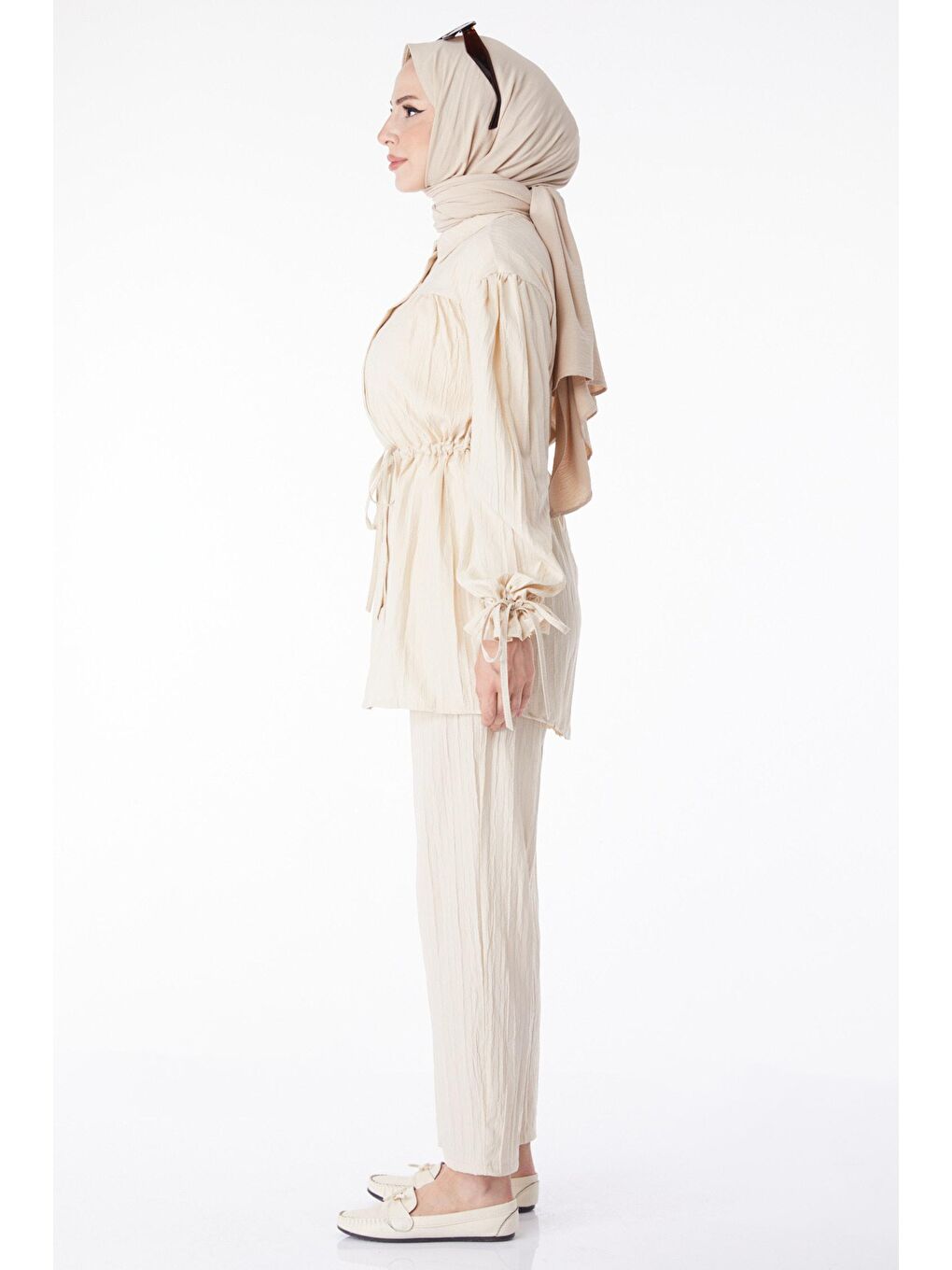 Gömlek Yaka Kadın Bej Beli Bağcıklı İkili Takım - 25125-3