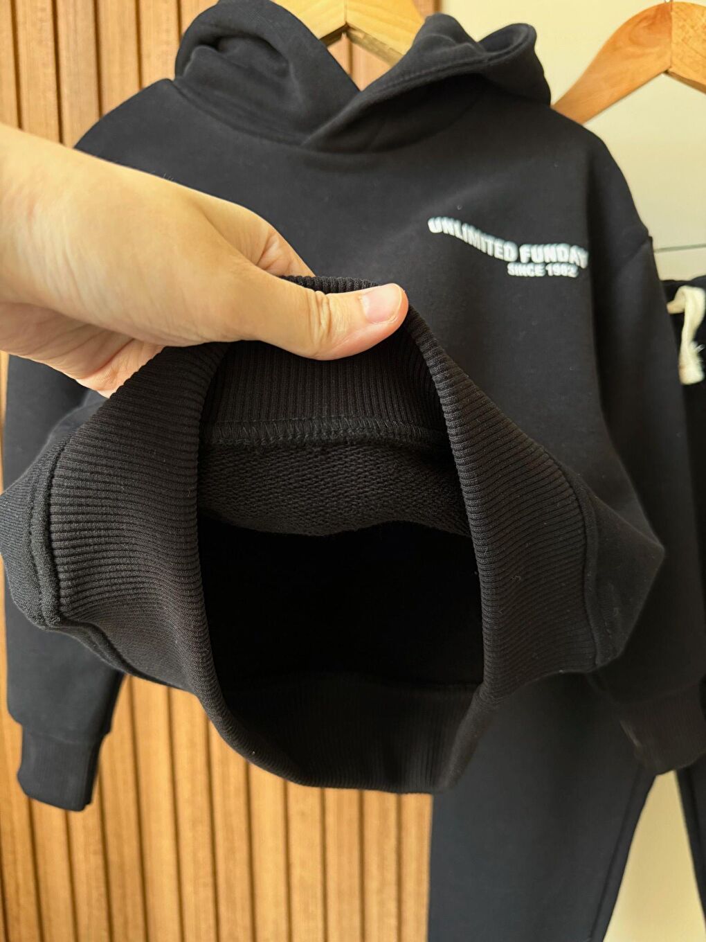 Unisex Çocuk Pamuklu Siyah Kapüşonlu Sweat & Jogger Eşofman Takım-6