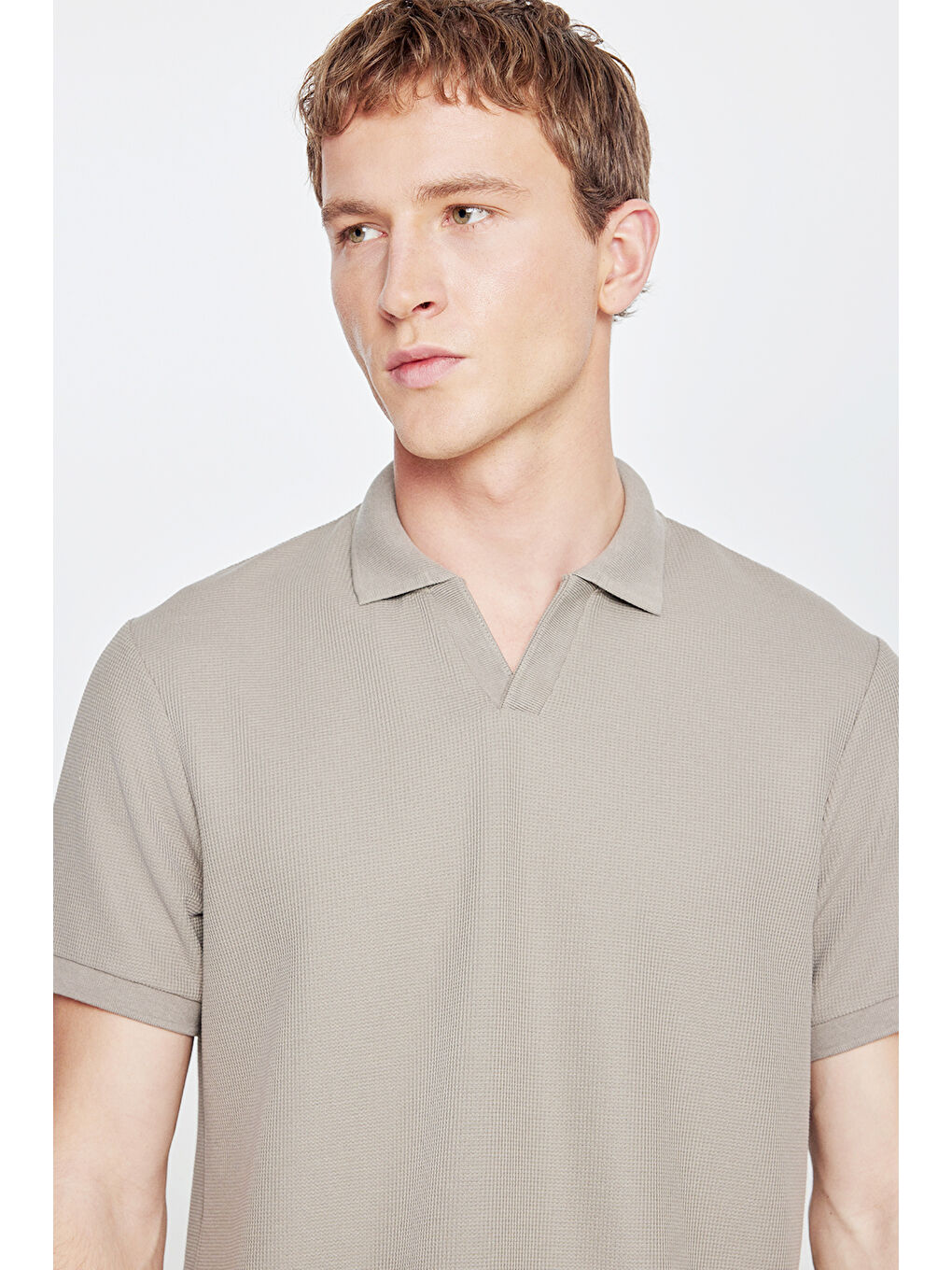 Erkek Haki Slim Fit Dar Kesim Polo Yaka Jakarlı Esnek Tişört-3