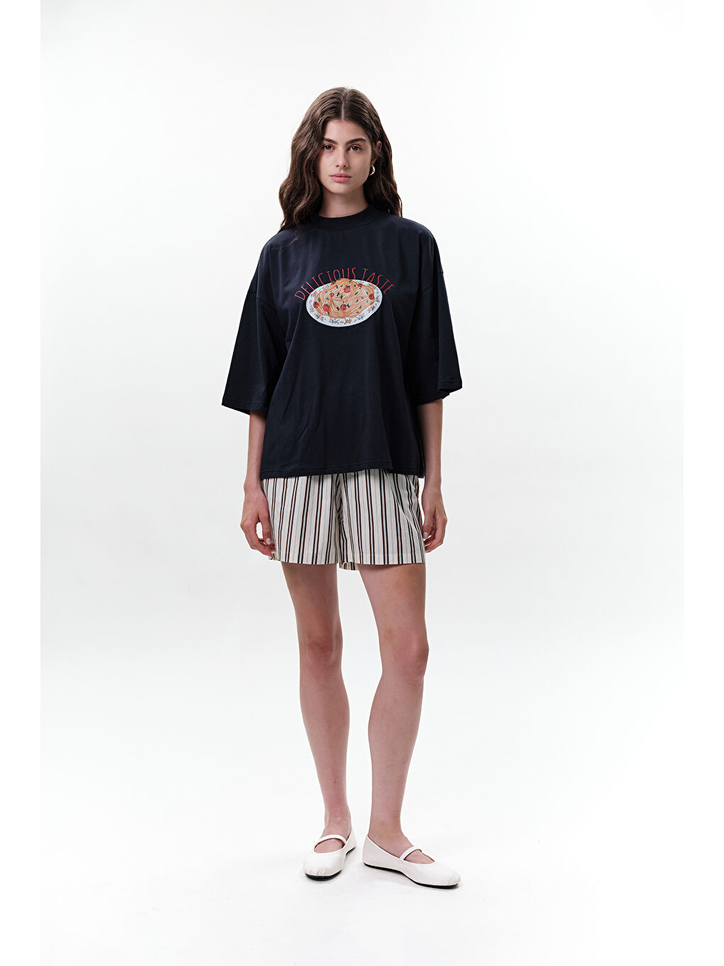 Siyah Baskılı Kısa Kol T-Shırt Pasta-4