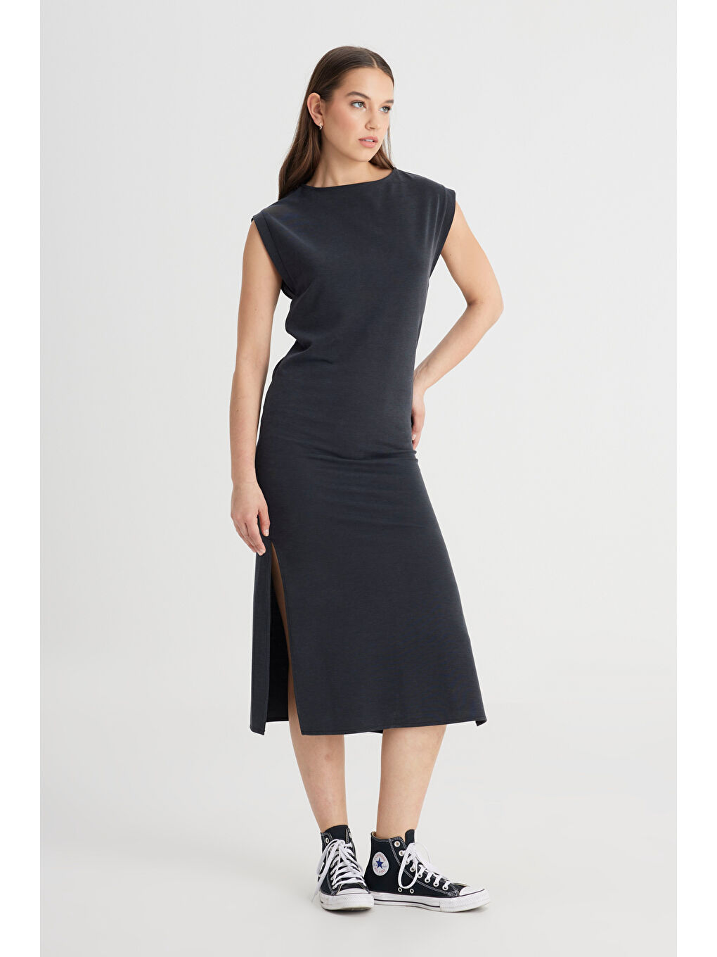 Regular Fit Normal Kesim Bisiklet Yaka Siyah Elbise-1