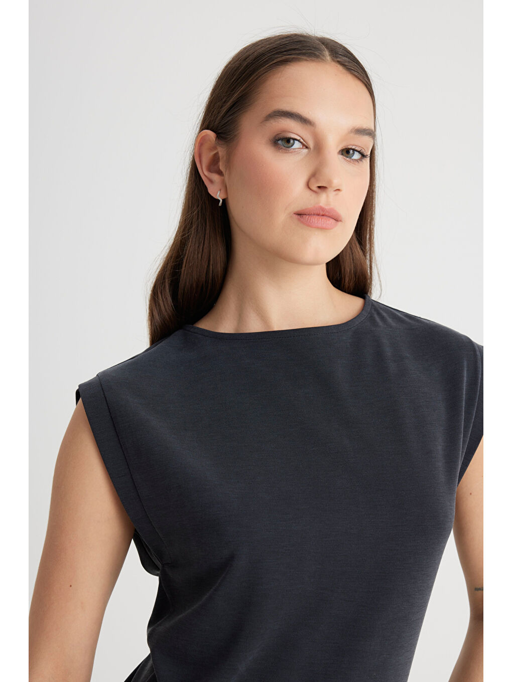 Regular Fit Normal Kesim Bisiklet Yaka Siyah Elbise-2