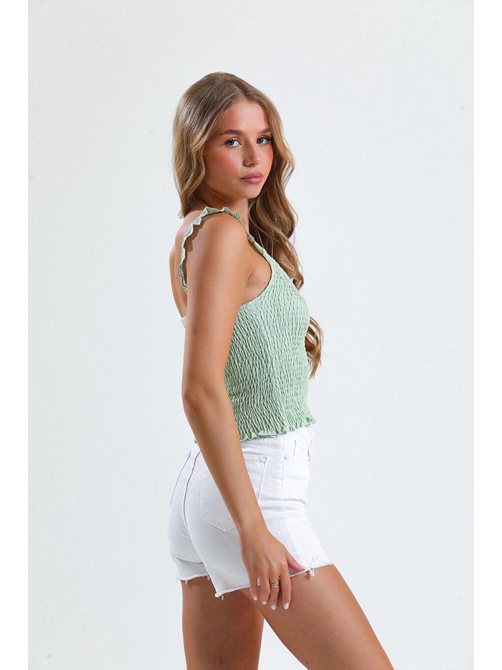 Haki İnce Askılı Kolları Fırfırlı Omzu Dantelli Likralı Crop Bluz-3