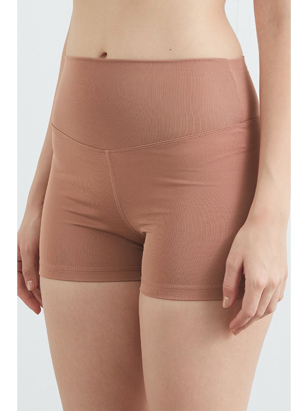 Bej Active Yazı Baskılı Dalgıç Kumaş Biker Tayt-4