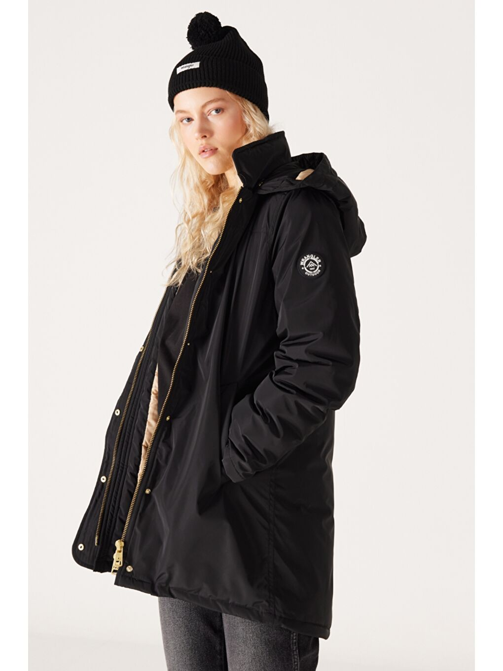 Loose Fit Rahat Kesim Kapüşonlu Siyah Parka Ceket-1