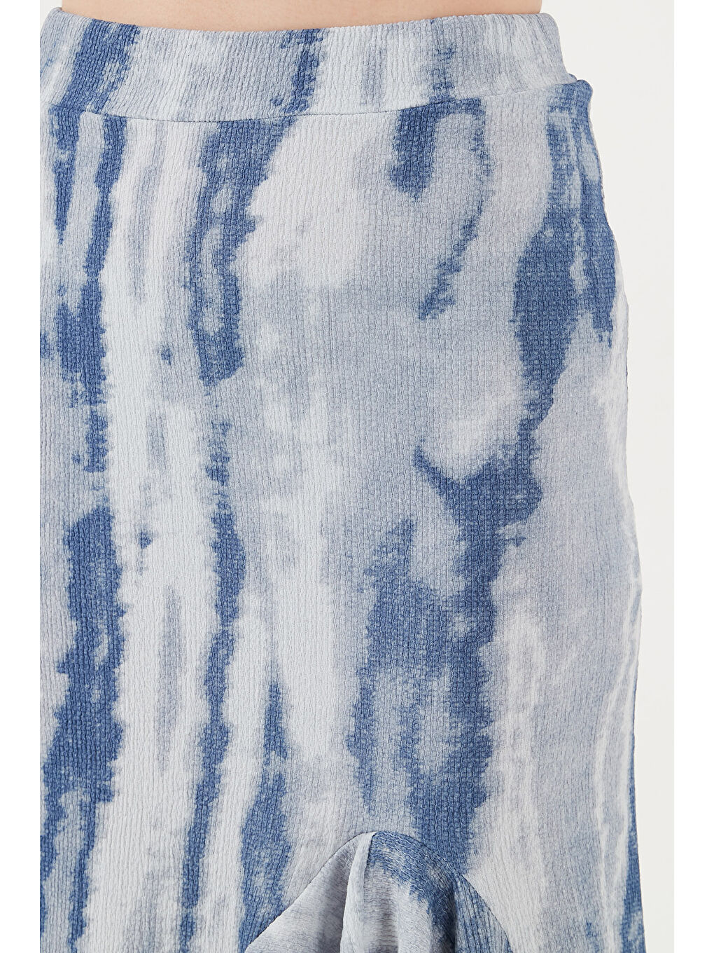 İndigo Regular Fit Desenli Yüksek Bel Volanlı Midi Boy Yırtmaçlı Etek 5869013-5