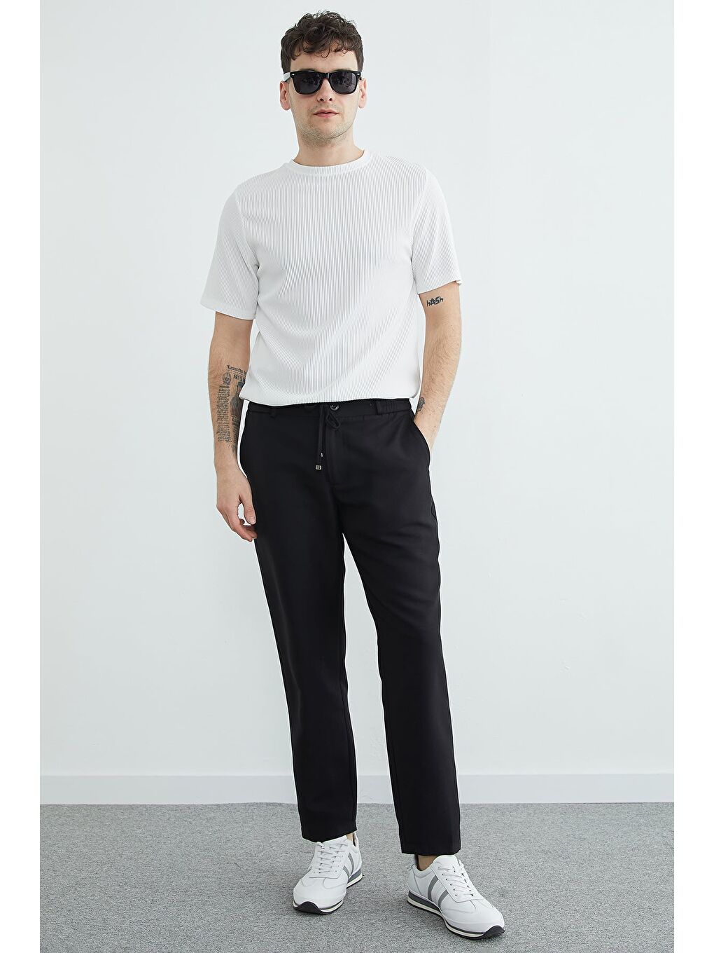 Siyah Beli Lastikli Cepli Jogger Pantolon-2