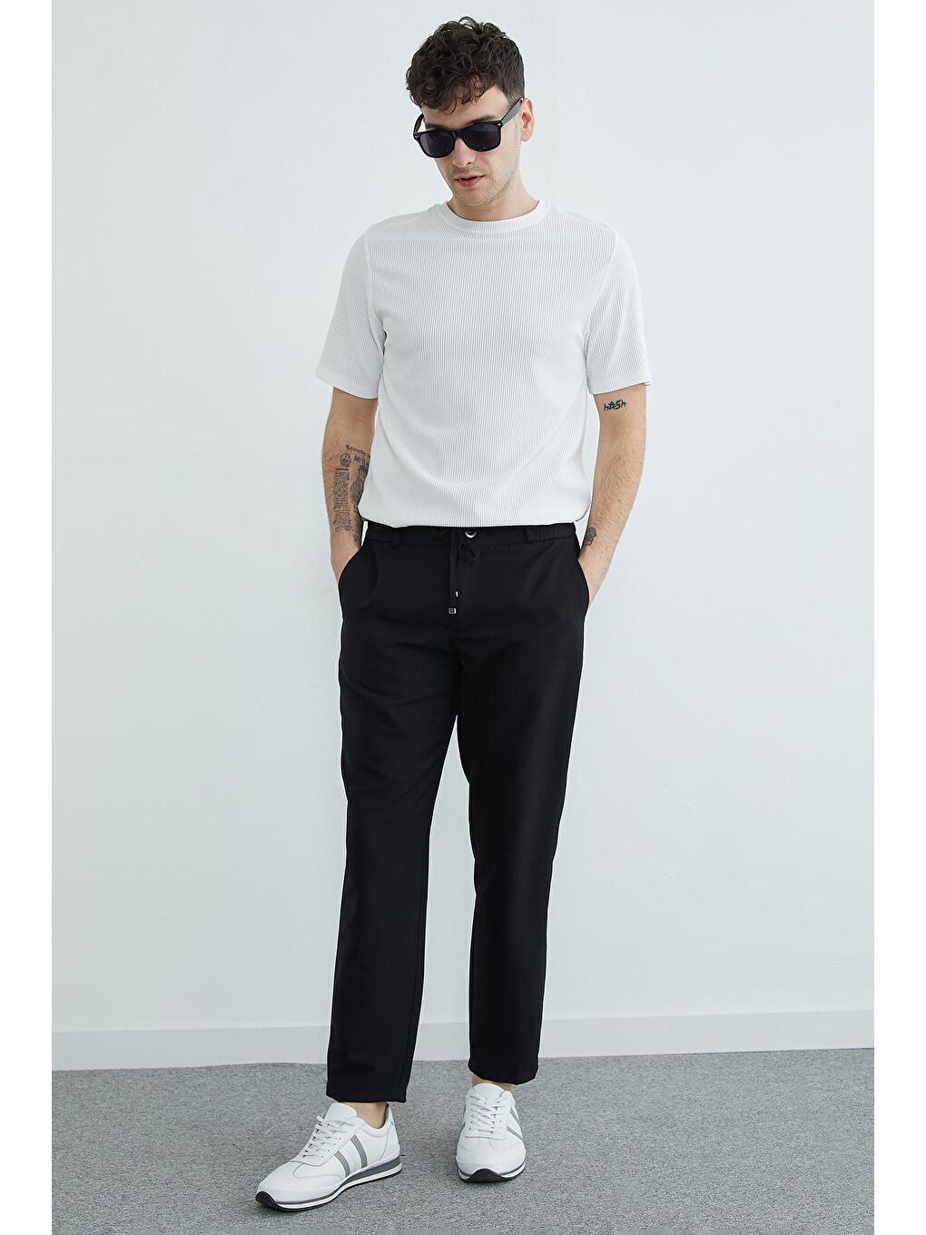 Siyah Beli Lastikli Cepli Jogger Pantolon-3