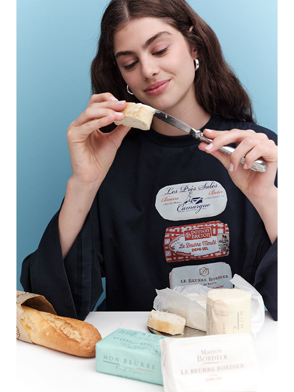 Siyah Baskılı Crop Uzun Kol T-Shırt Butter-1