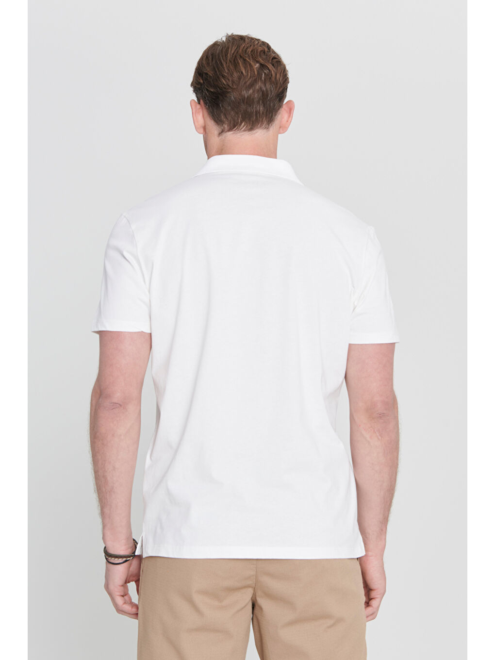 Erkek Beyaz Normal Kesim %100 Pamuk Baskılı Polo Yaka Tişört-5