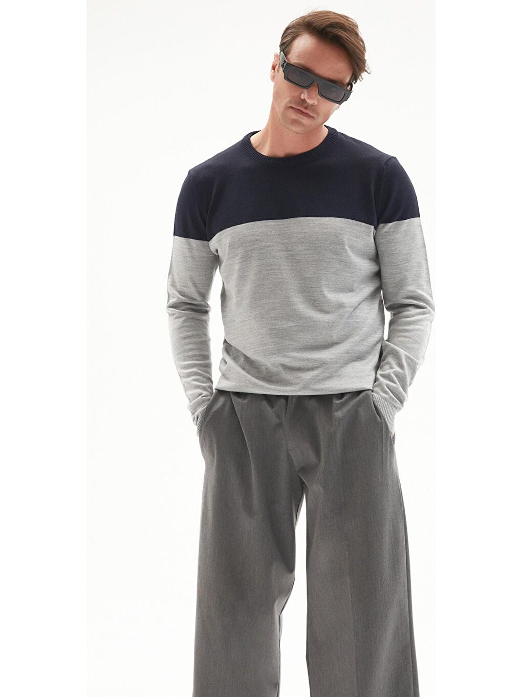 Gri Erkek Regular Fit Renk Bloklu Triko Kazak