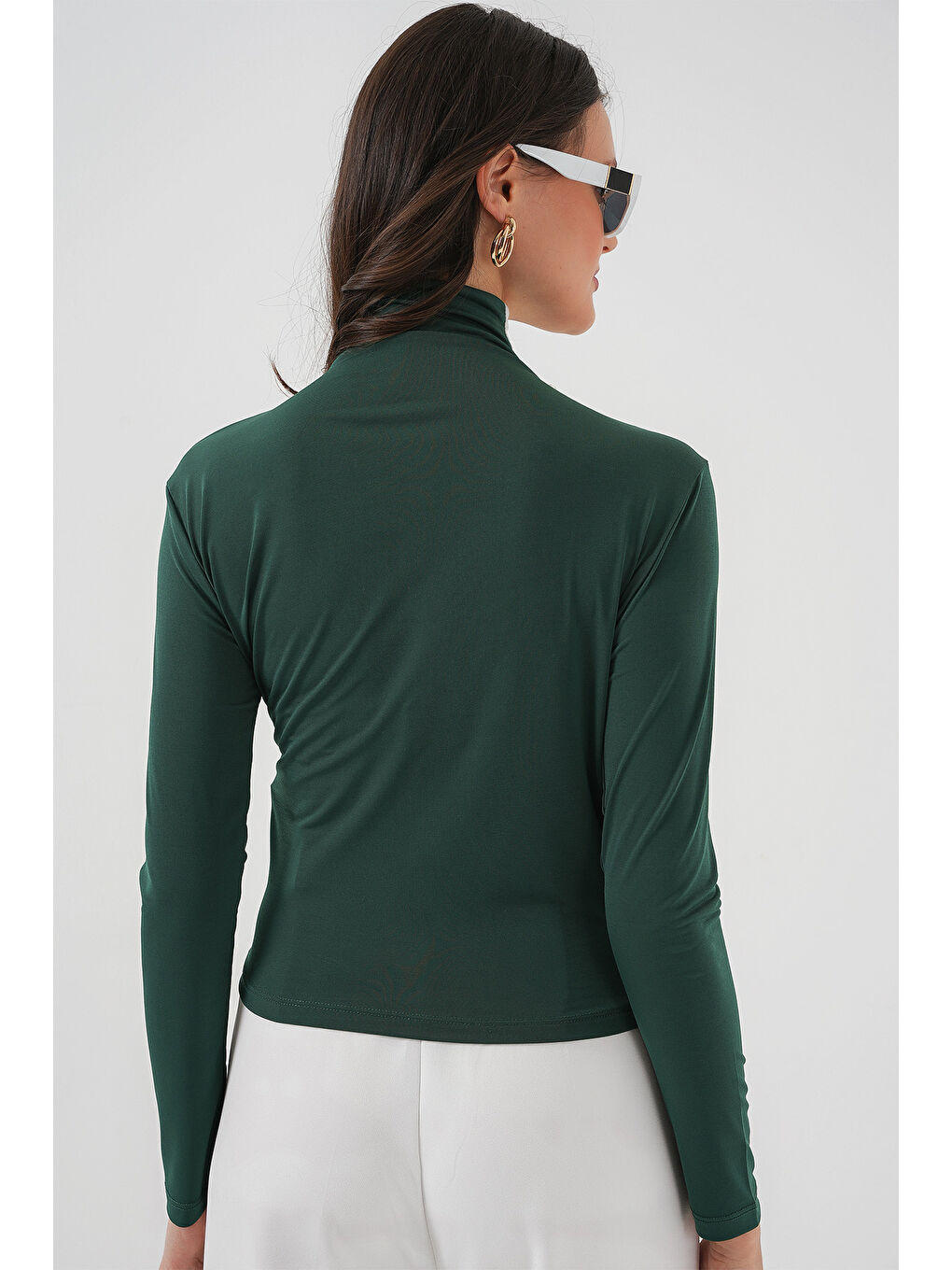 940 Büzgü Detaylı Sandy Bluz - Zümrüt Yeşili-5