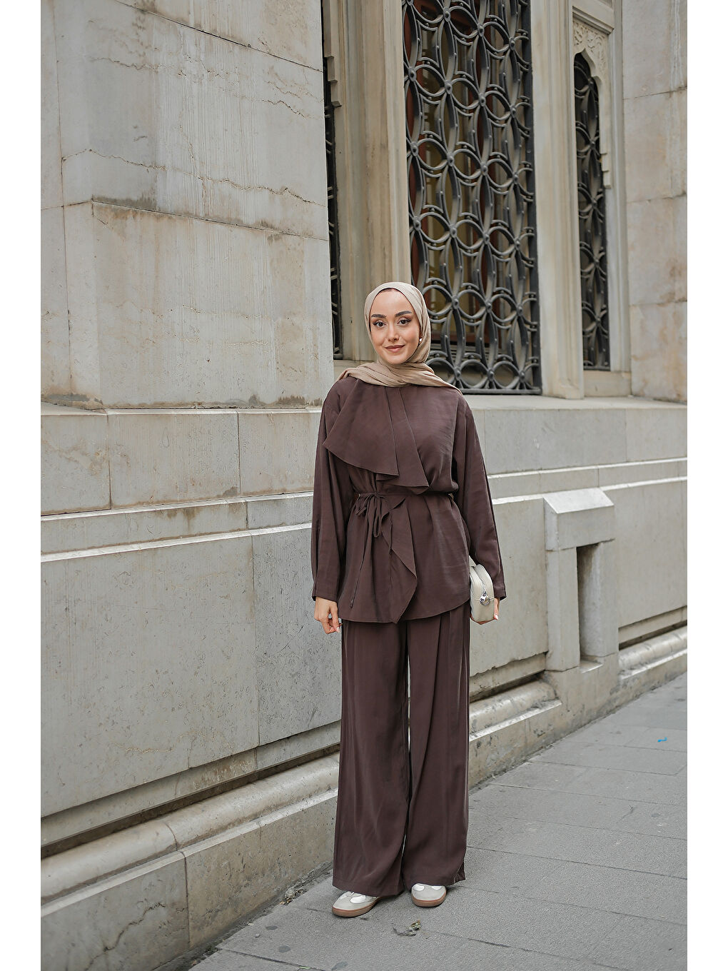 Kadın Ön Büzgülü İkili Takım Kahverengi-3