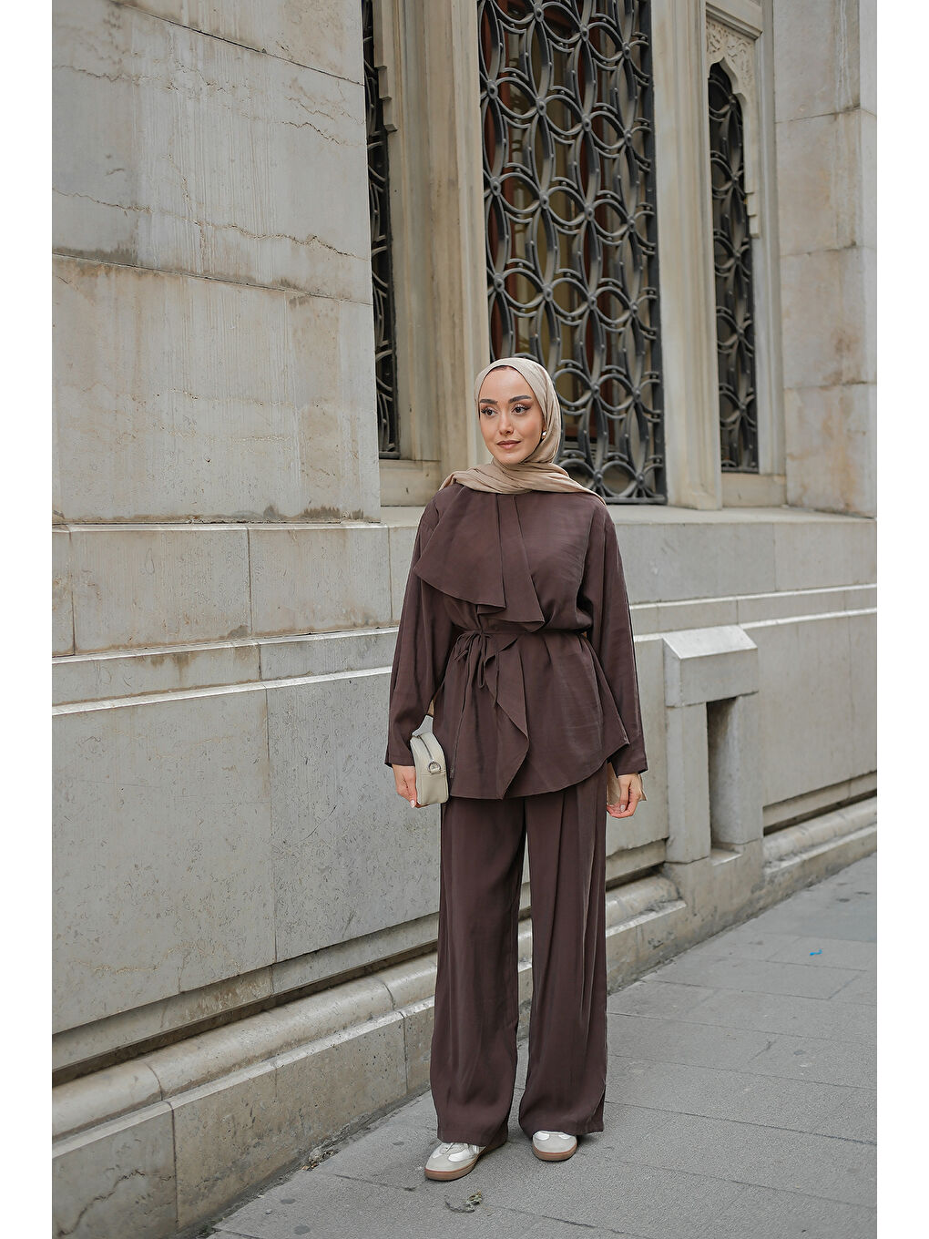 Kadın Ön Büzgülü İkili Takım Kahverengi-4