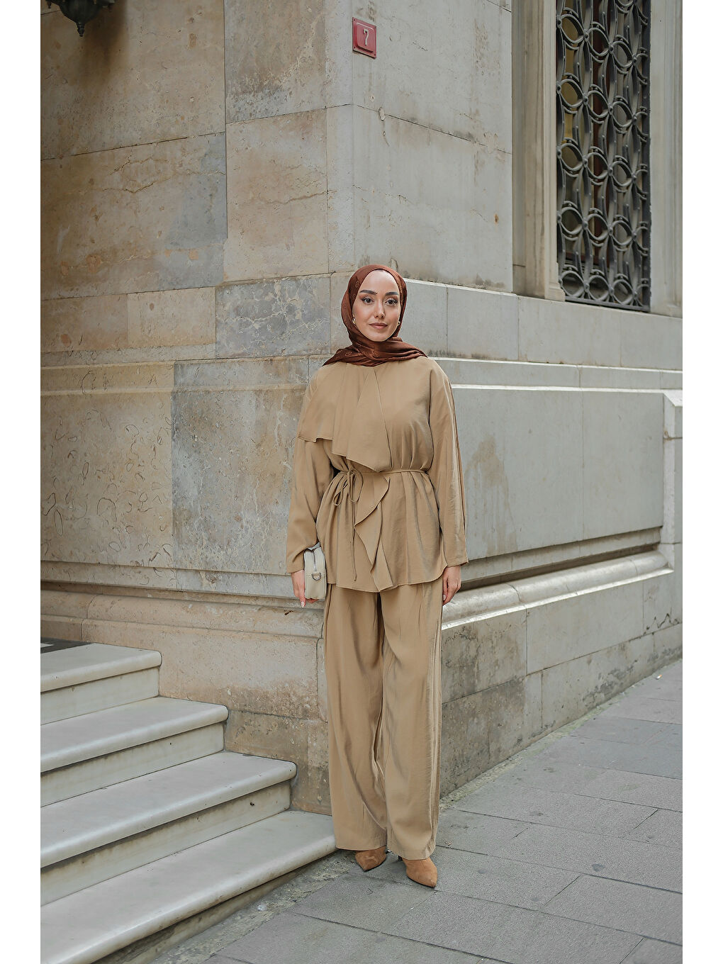 Bej Kadın Ön Büzgülü İkili Takım Vizon-2