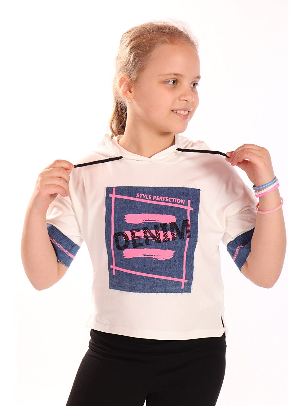 Ekru Kız Çocuk Denım Baskılı Kapüşonlu Tişört