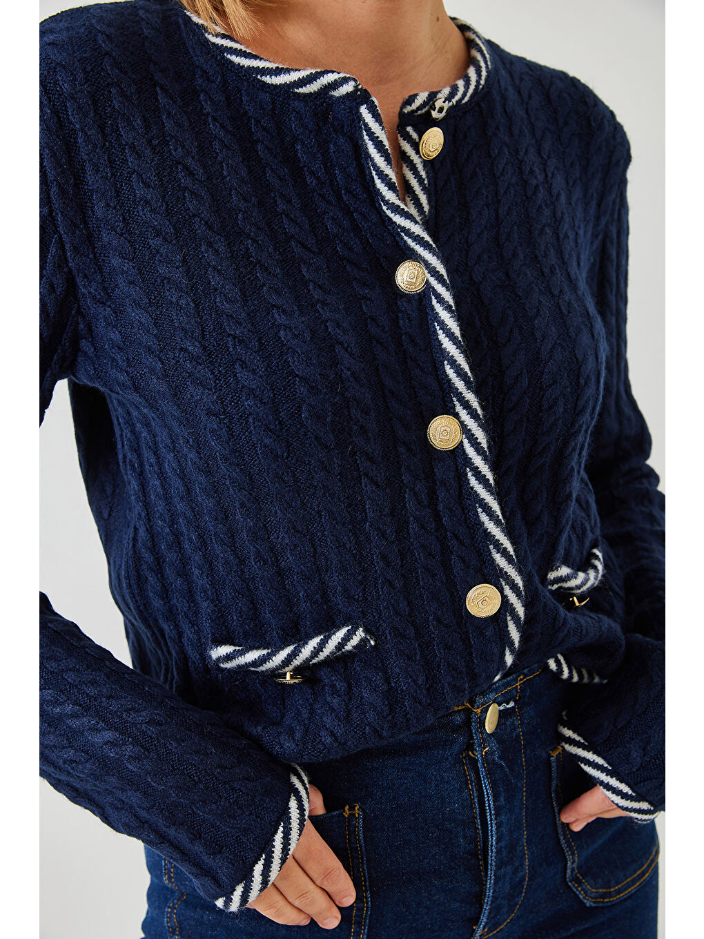 Lacivert Kadın Saç Örgülü Cepli Triko Hırka-4