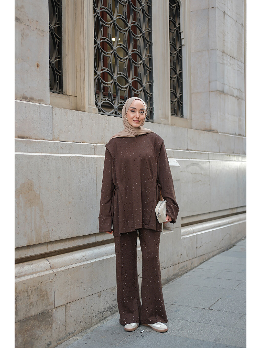 Kadın Taş Detay Beli Lastikli Takım Kahverengi-2