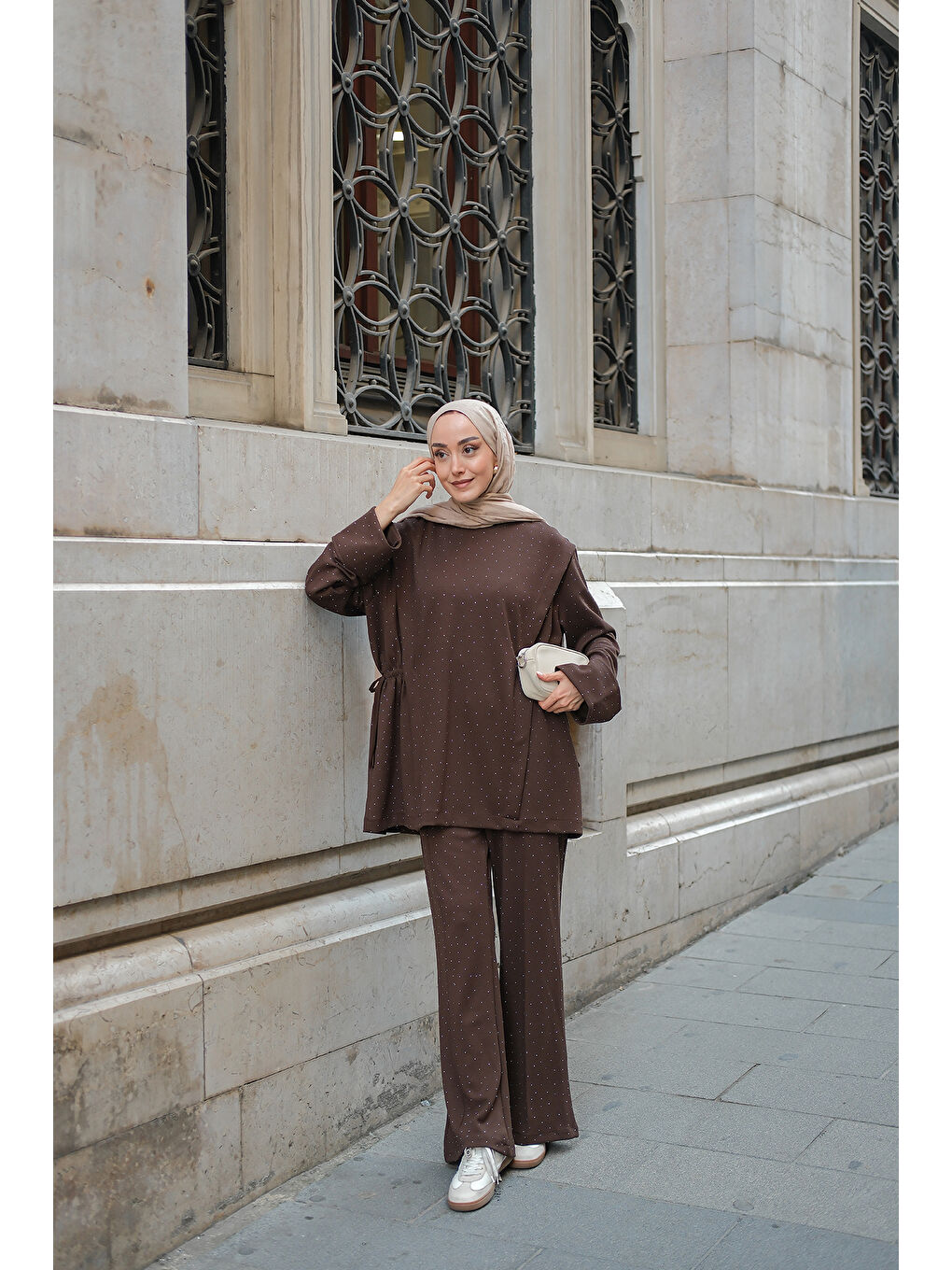 Kadın Taş Detay Beli Lastikli Takım Kahverengi-3