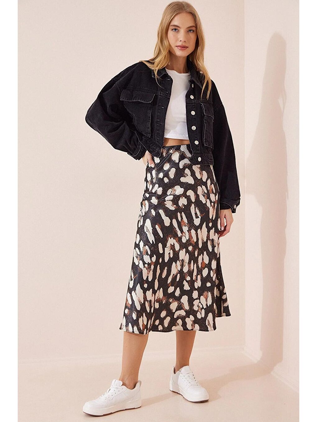 Kadın Antrasit Desenli Saten Yüzeyli Beli Lastikli Midi Boy Etek Hzl23s-bd1101471