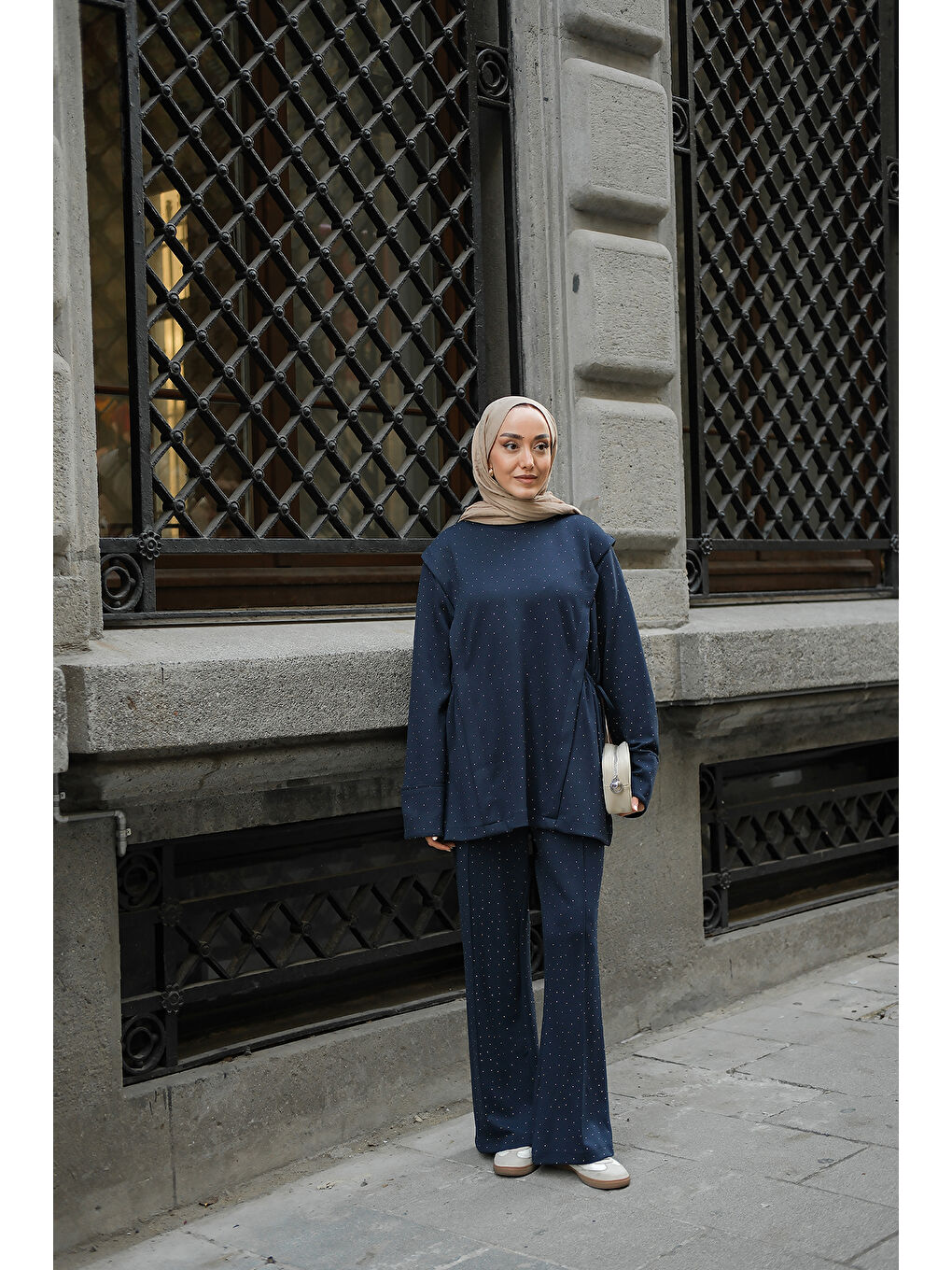 Kadın Taş Detay Beli Lastikli Takım Lacivert-1