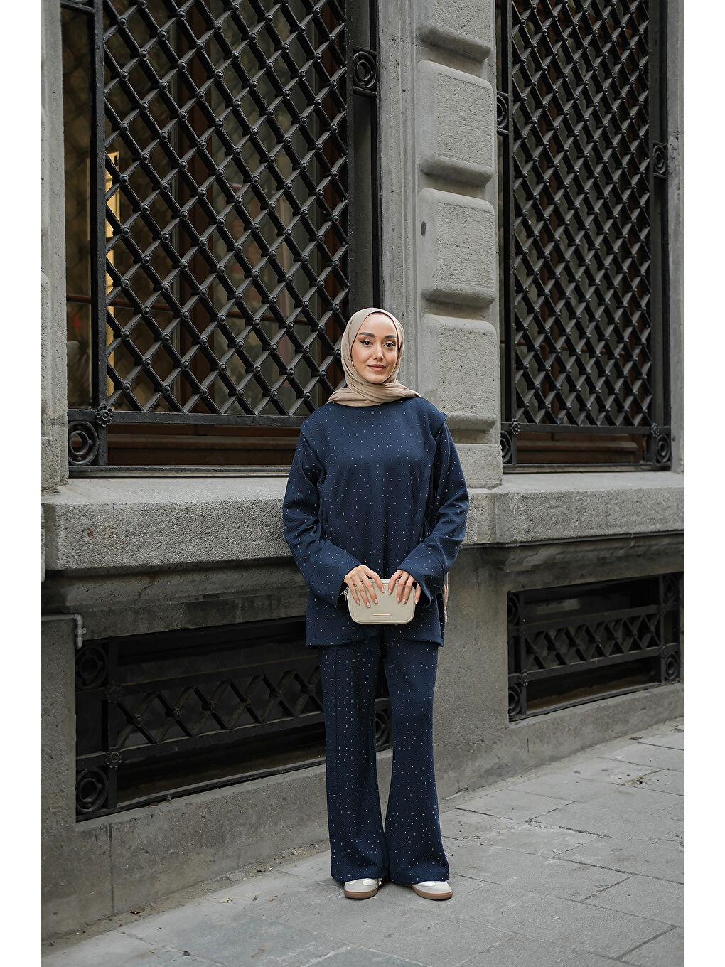 Kadın Taş Detay Beli Lastikli Takım Lacivert-2