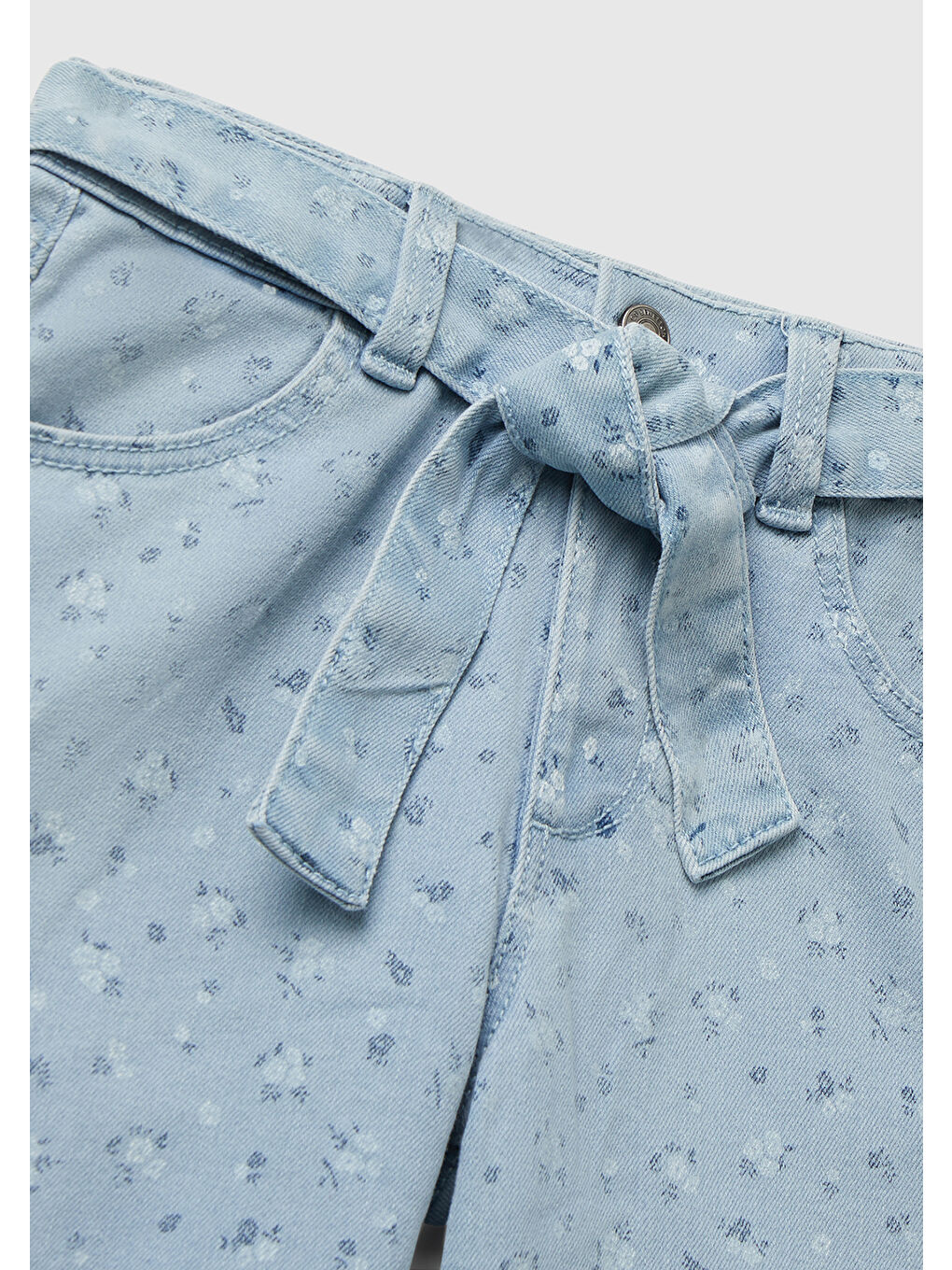 Kız Çocuk Açık Mavi Çiçek Desenli Beli Bağlamalı Paçası Kıvrık Denim Pantolon-2