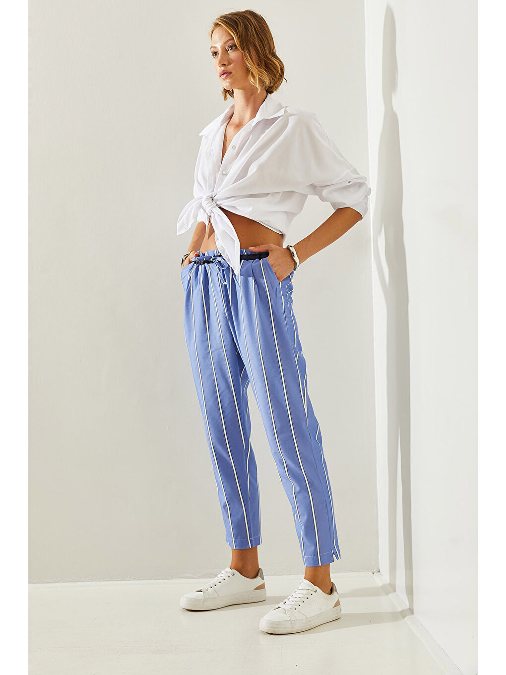 Mavi Çizgili Lastik Bel Bağlamalı Havuç Pantolon-5