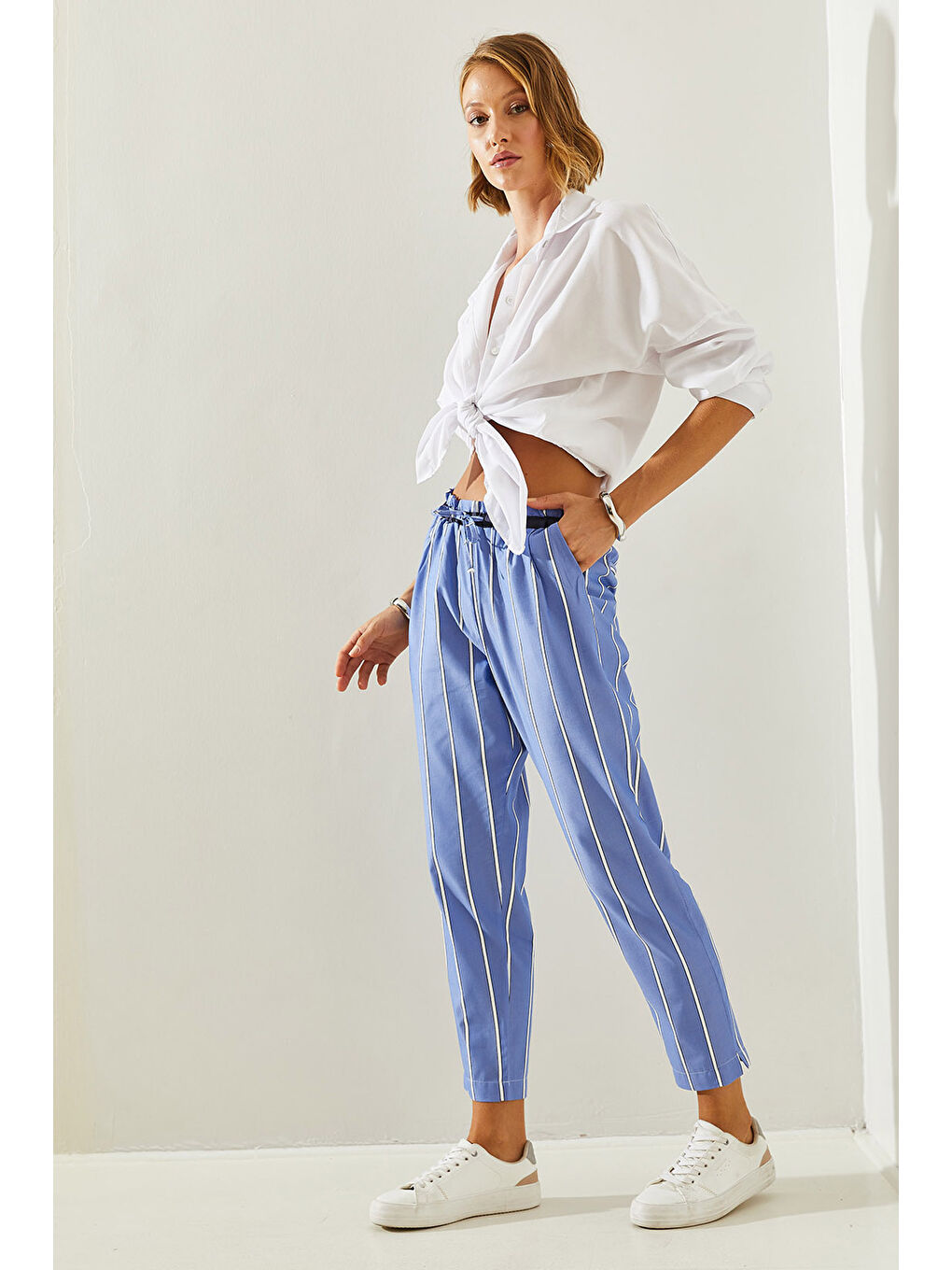 Mavi Çizgili Lastik Bel Bağlamalı Havuç Pantolon-6