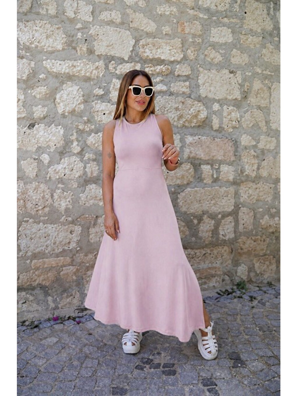 Pembe Kadın Arkadan Çapraz Detay Yuvarlak Yaka Maksi Viskon Elbise